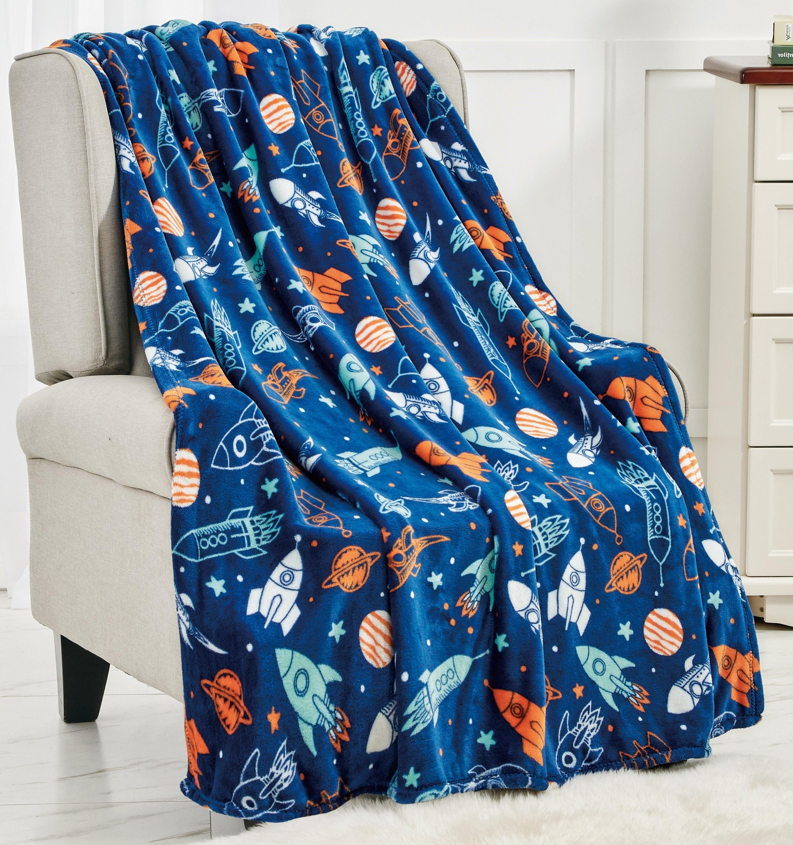 Everlaneas Ultra Soft Lightweight Printed Throw Blanket - 50 x 60 inches