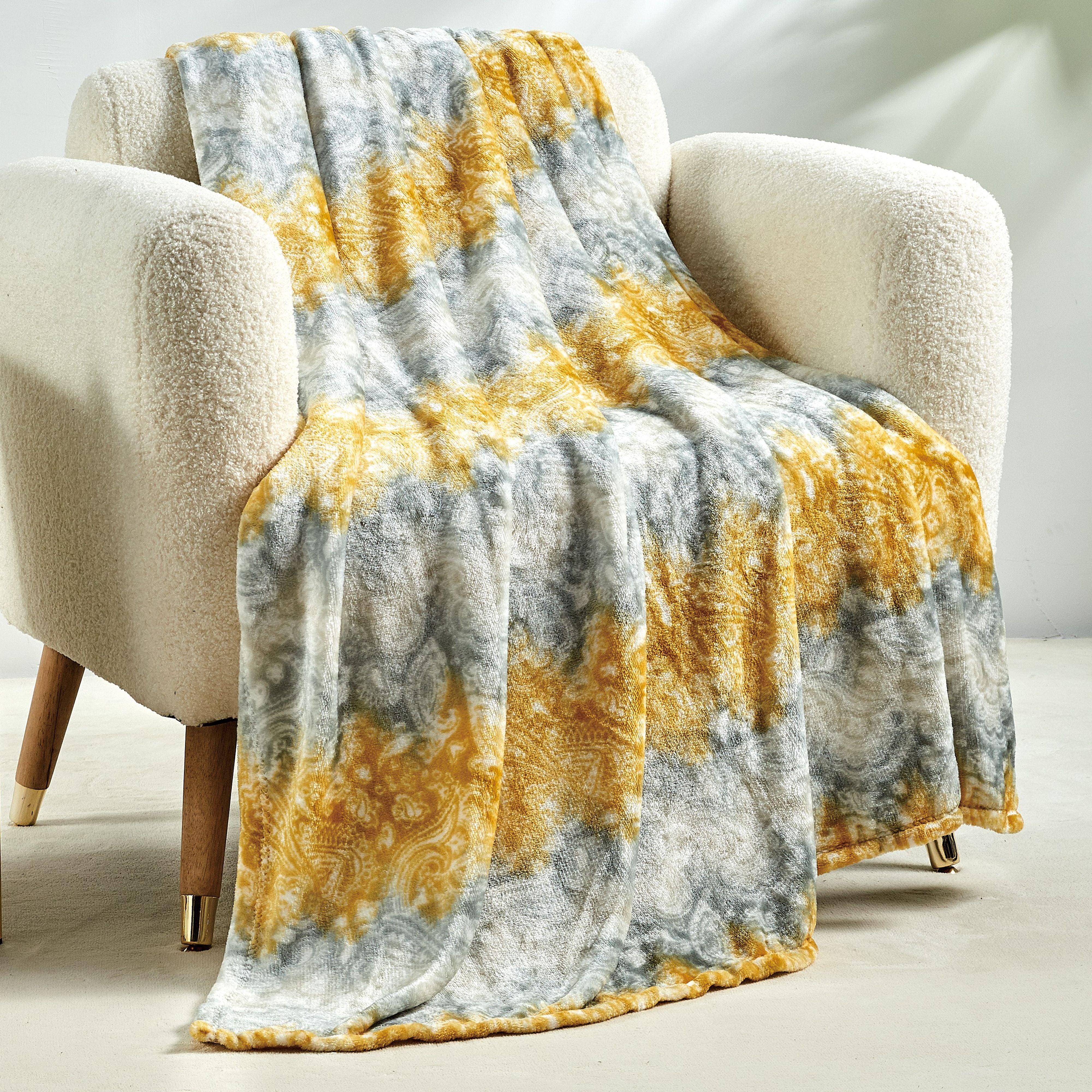 Everlaneas Ultra Soft Lightweight Printed Throw Blanket - 50 x 60 inches