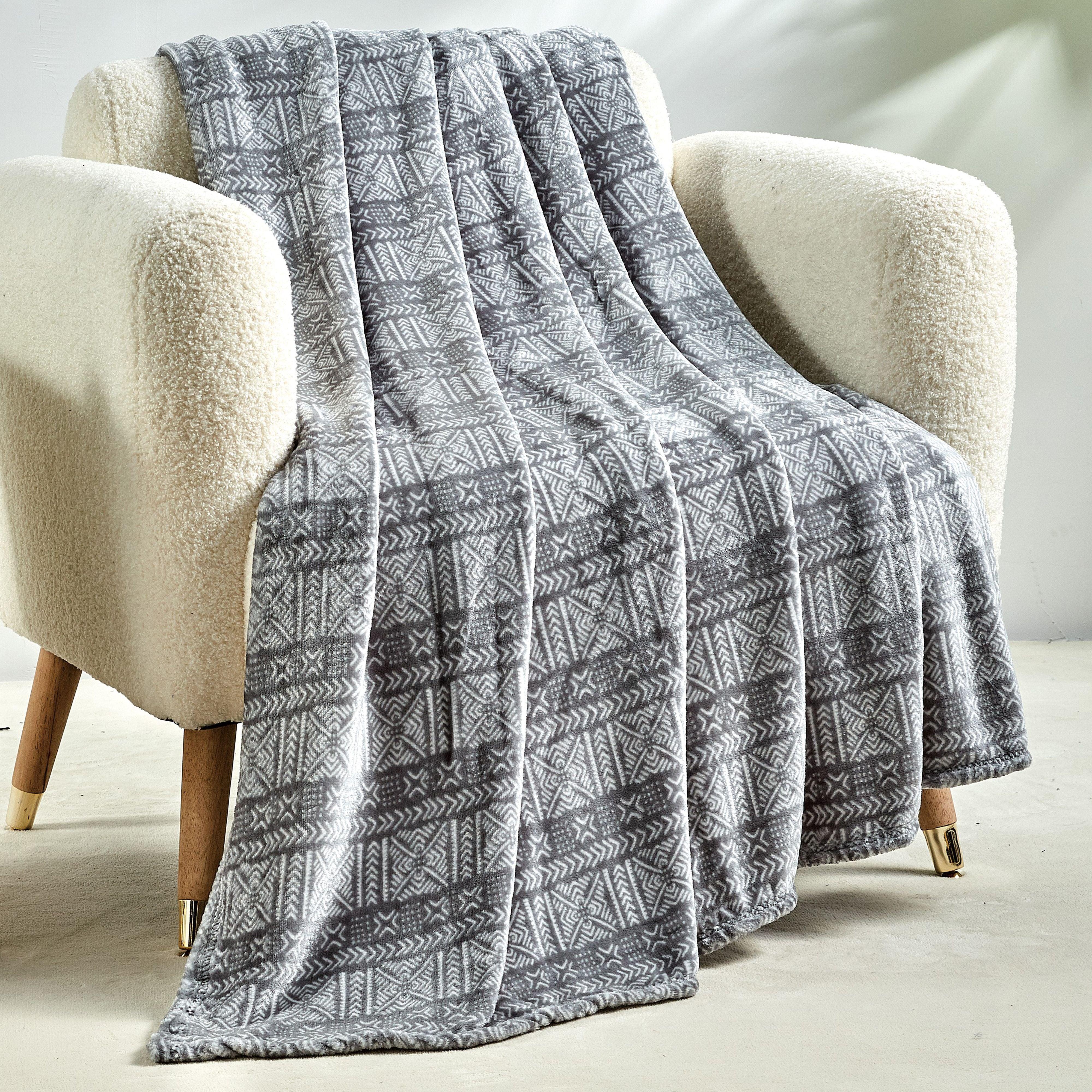 Everlaneas Ultra Soft Lightweight Printed Throw Blanket - 50 x 60 inches