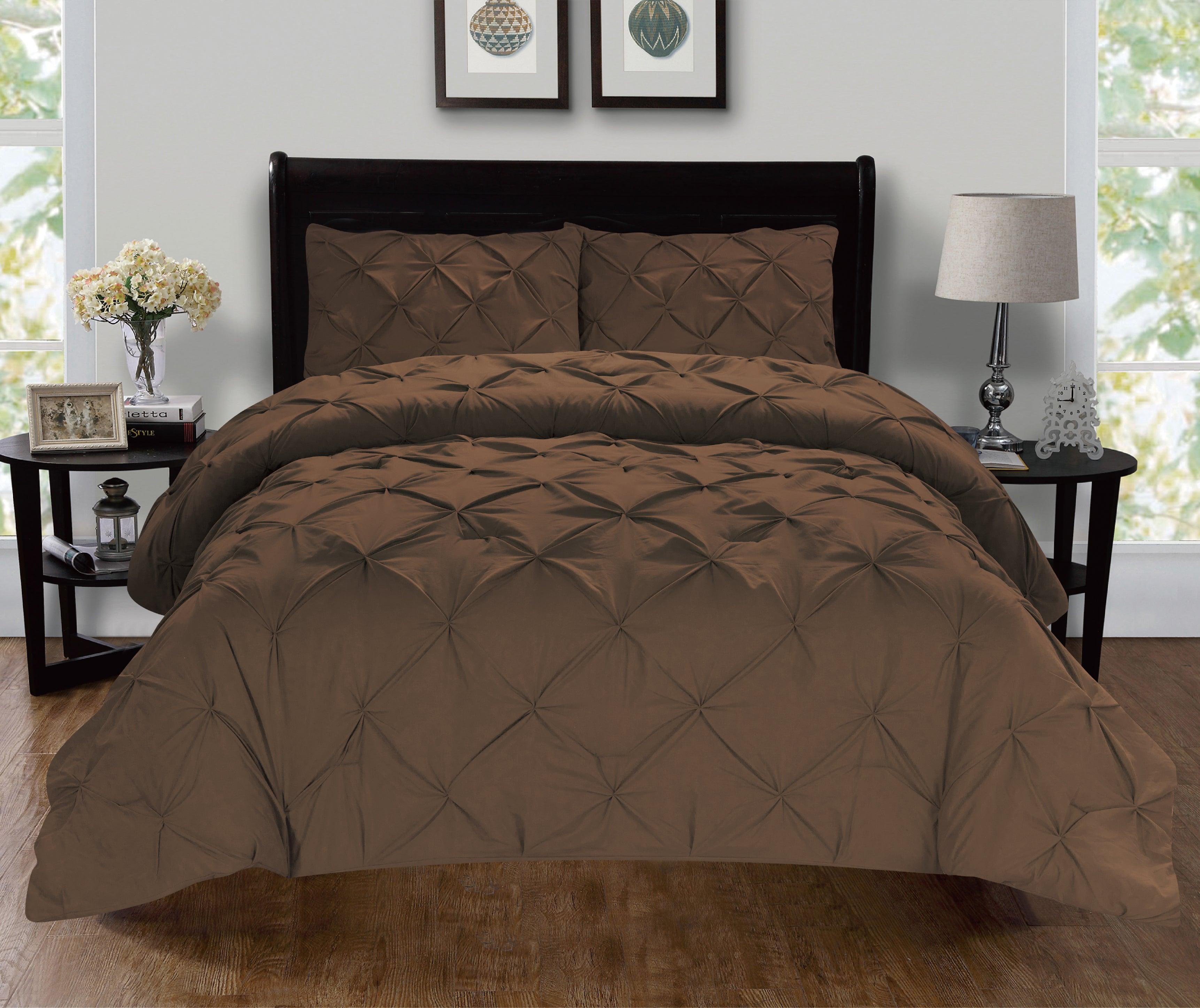 Everlaneas Pinch Pleated Pintuck Pattern, 3-Piece Duvet Cover Set - Features Corner Ties