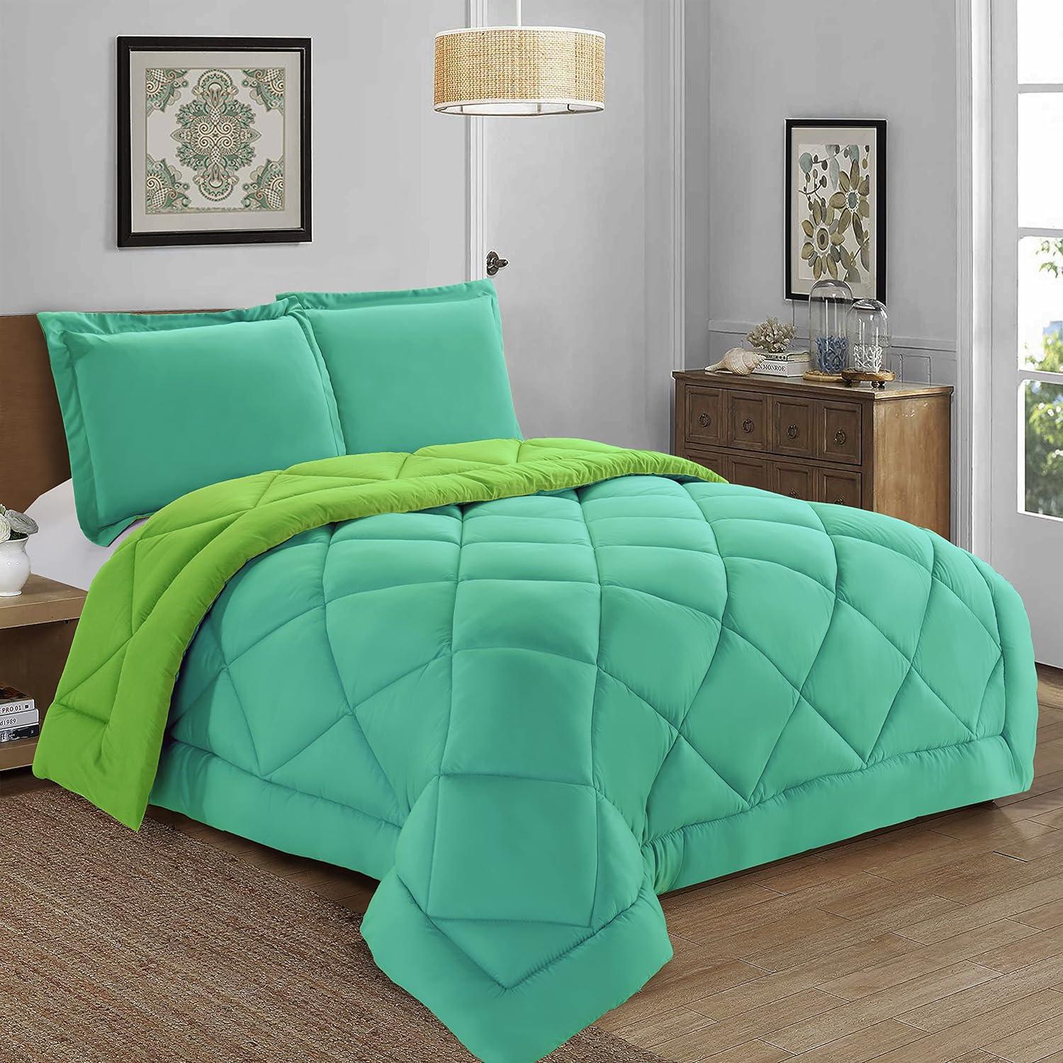 Everlaneas 3-Piece Reversible Diamond Stitched Comforter & Shams