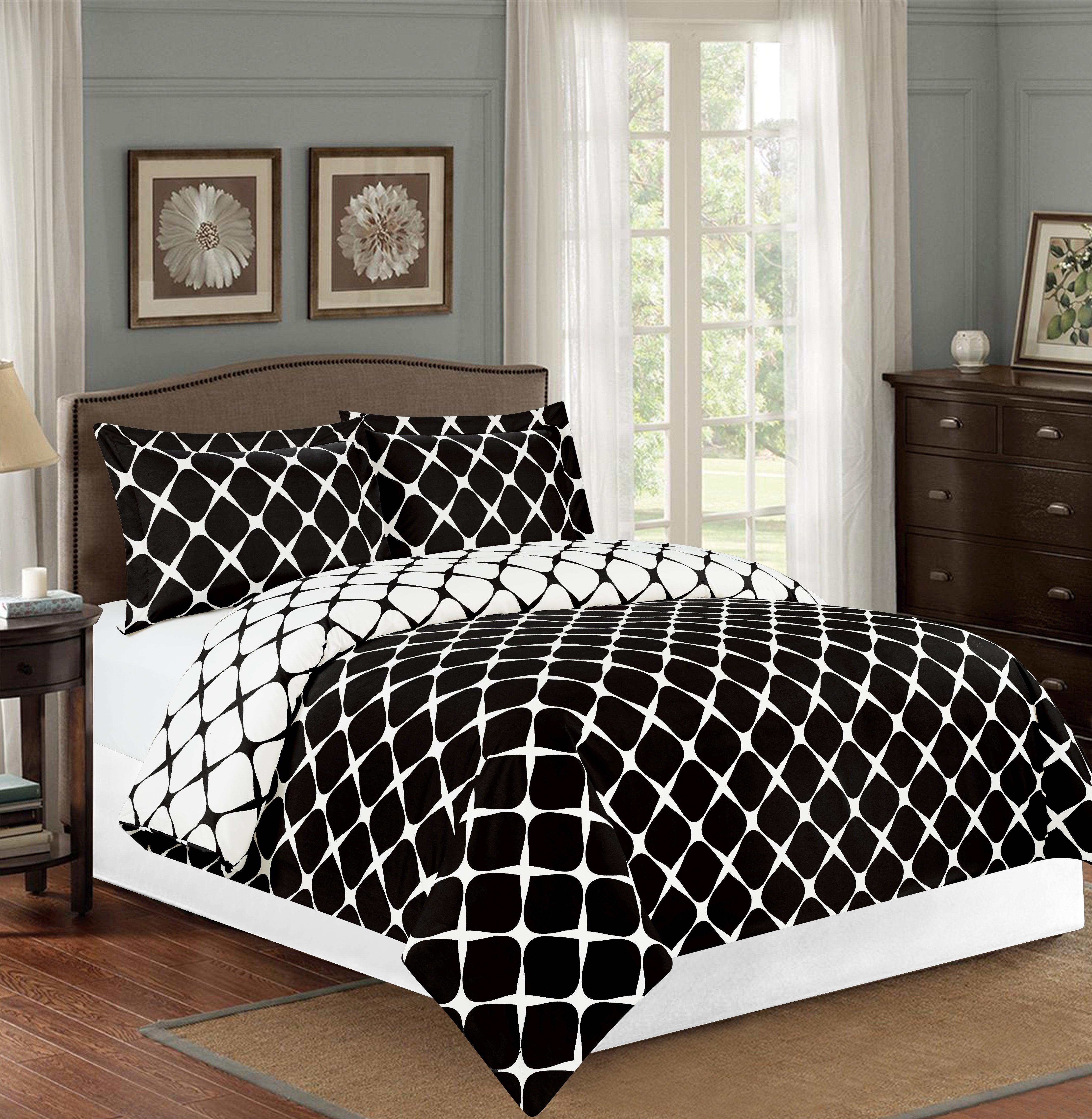 Everlaneas Bloomingdale Pattern, 3-Piece Duvet Cover Set
