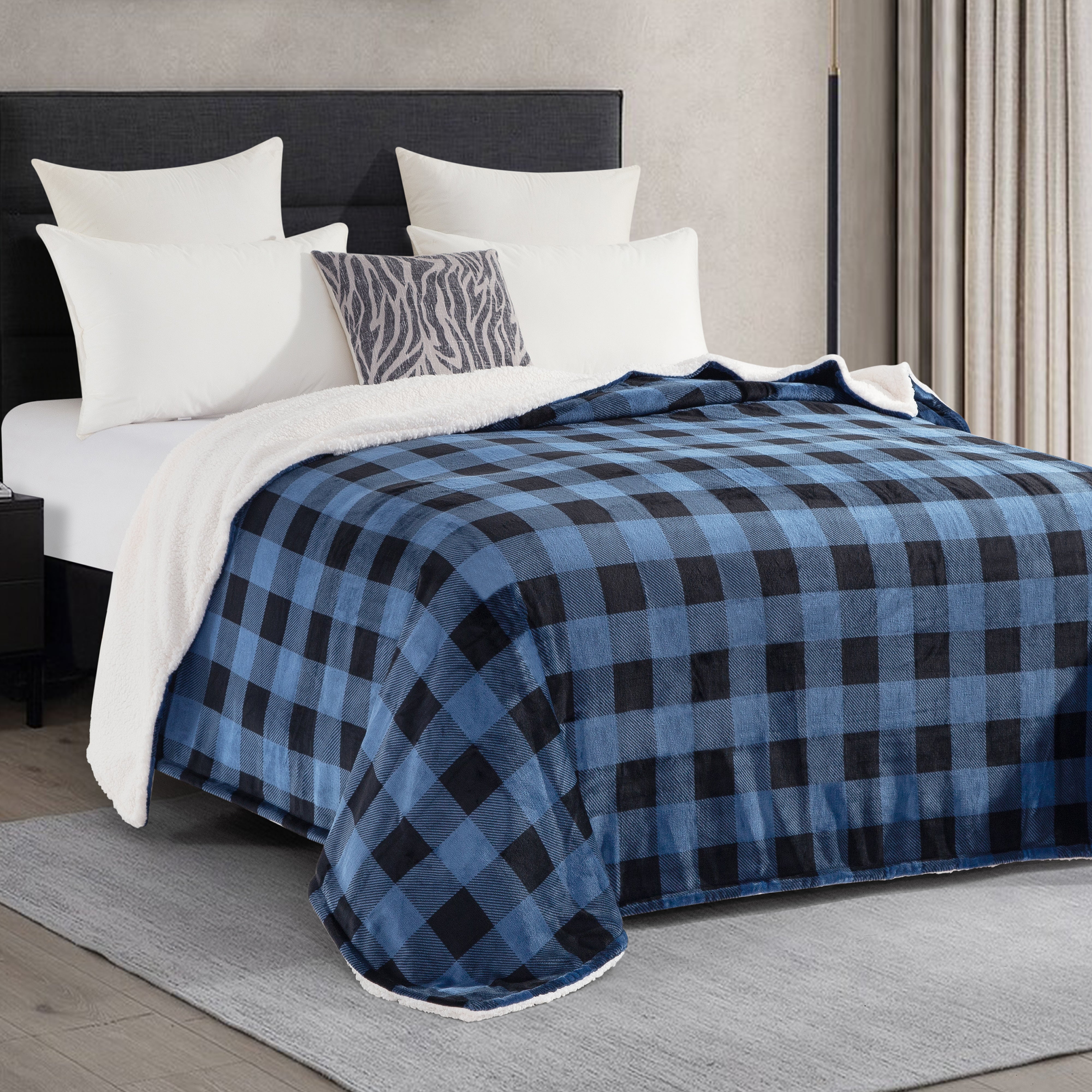 Everlaneas Buffalo Plaid Flannel Fleece Sherpa Throw Blanket