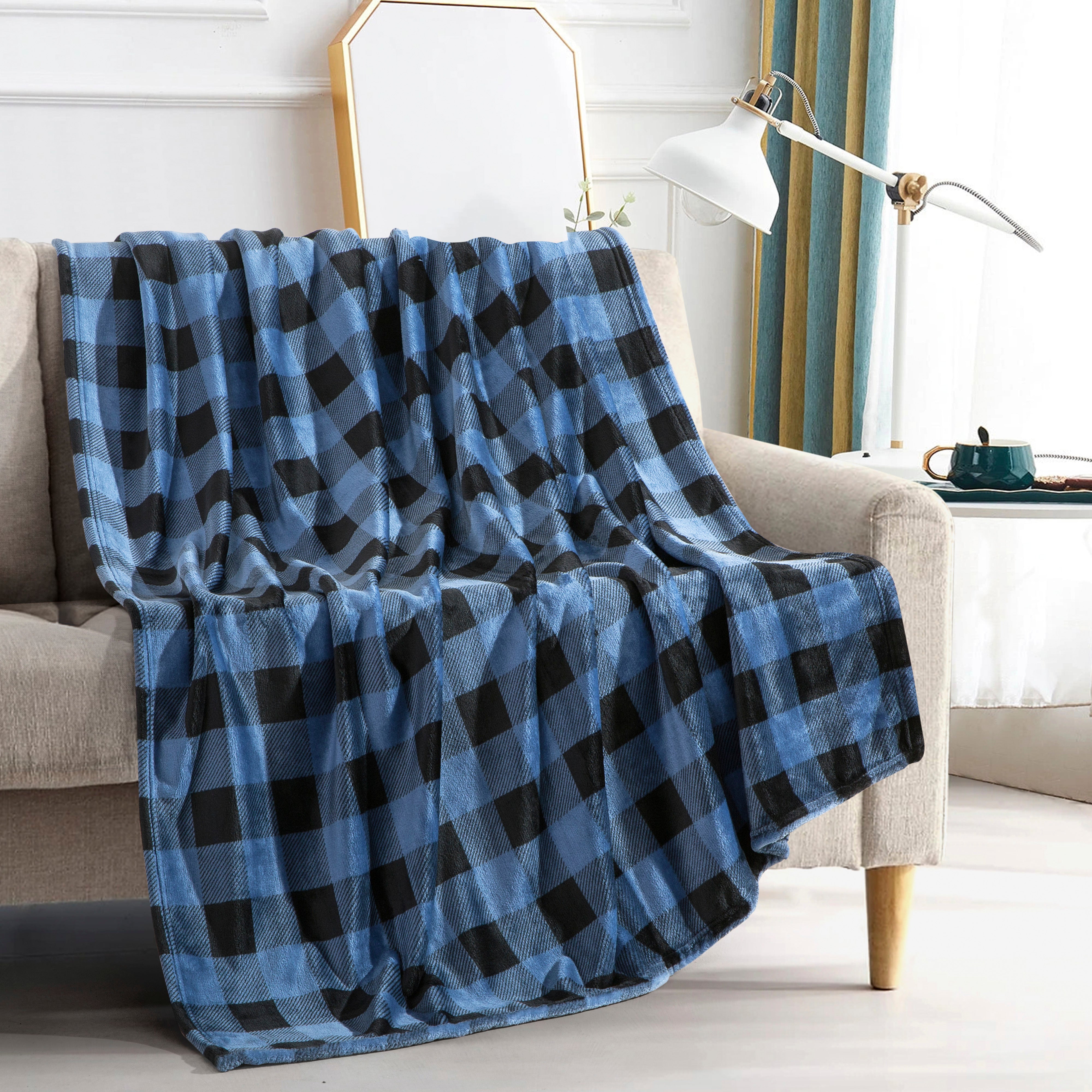 Everlaneas Plush All Season Lightweight Throw Blanket - 50 x 60 inches
