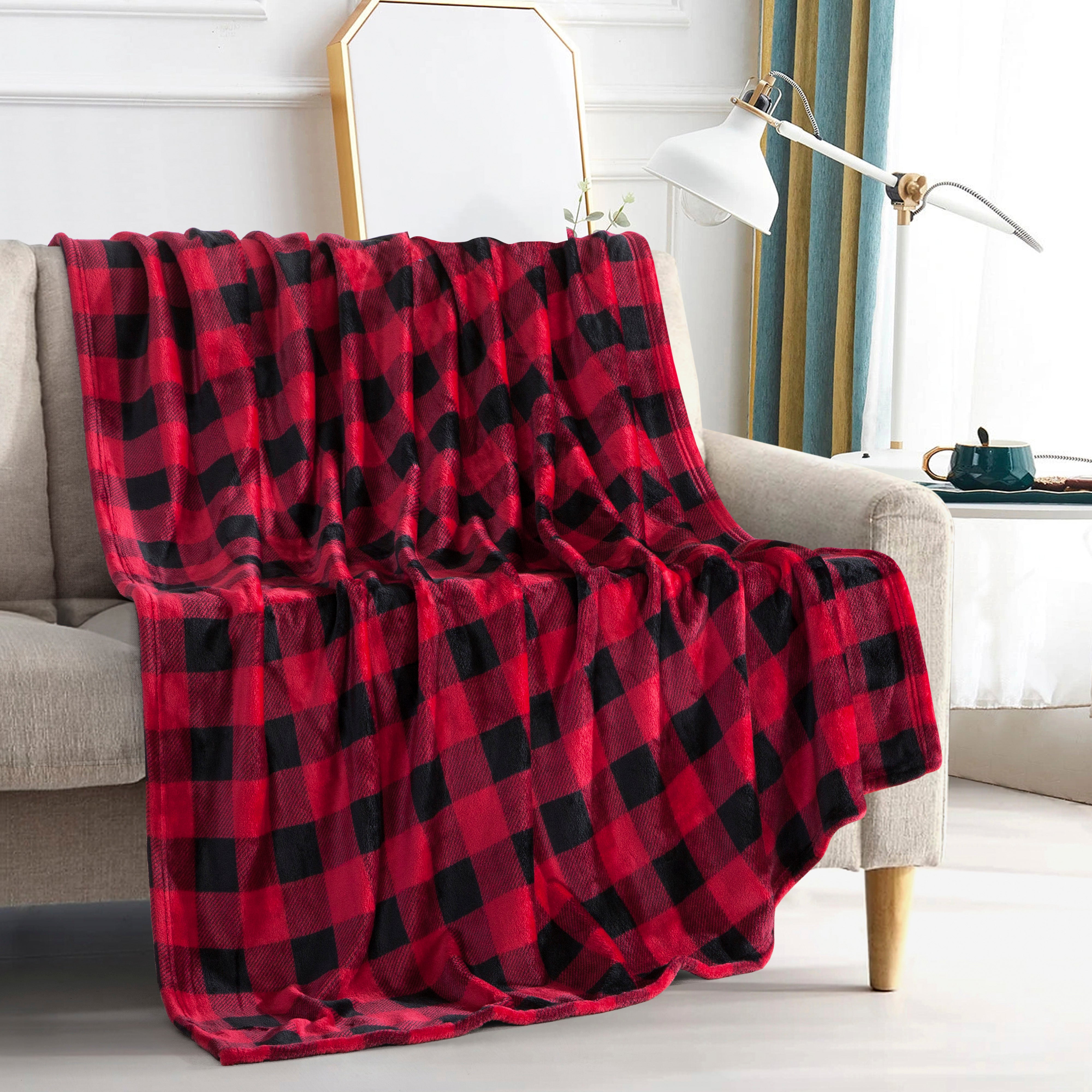Everlaneas Plush All Season Lightweight Throw Blanket - 50 x 60 inches