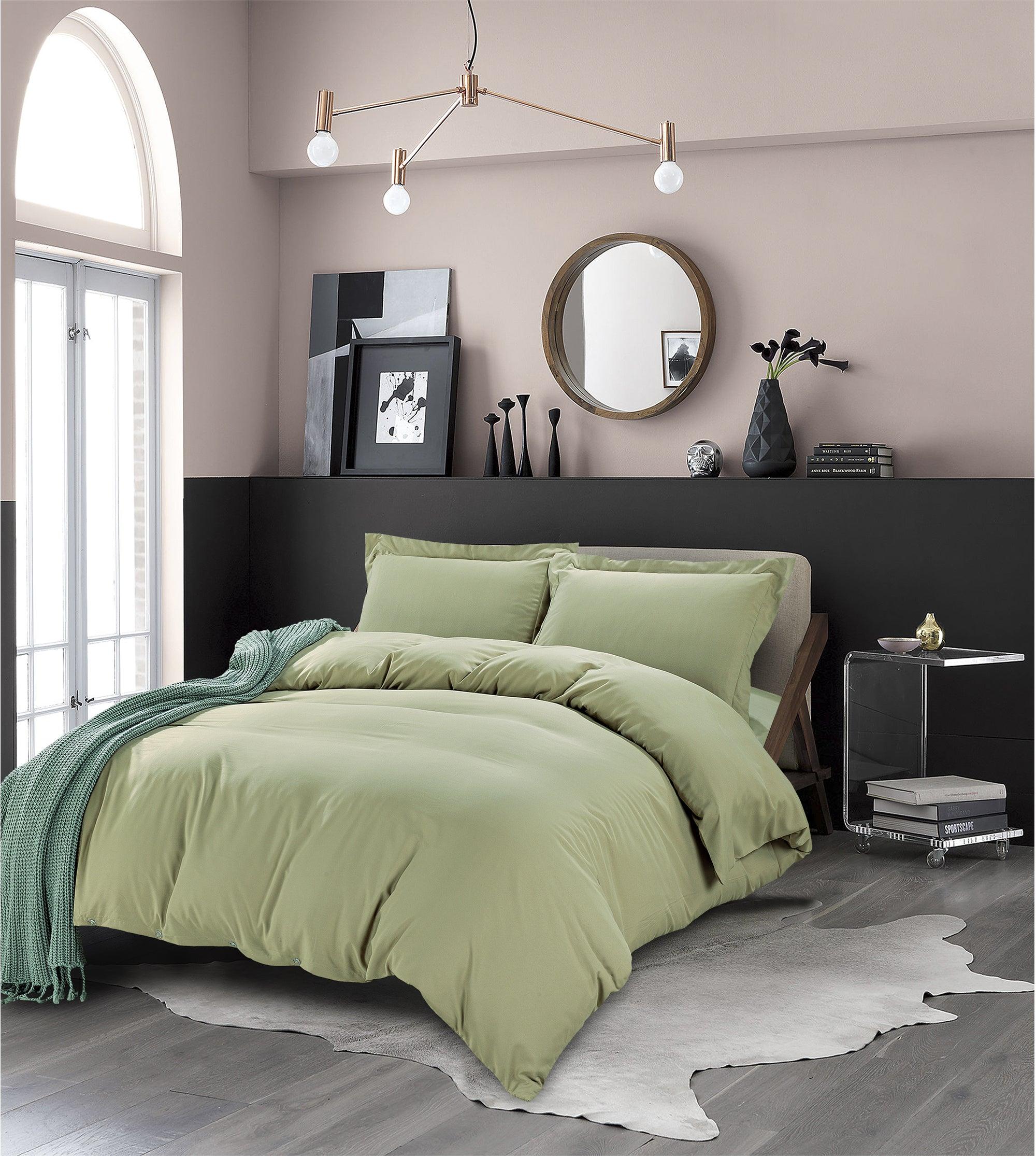 Everlaneas Essential 3-Piece Solid Duvet Cover Set