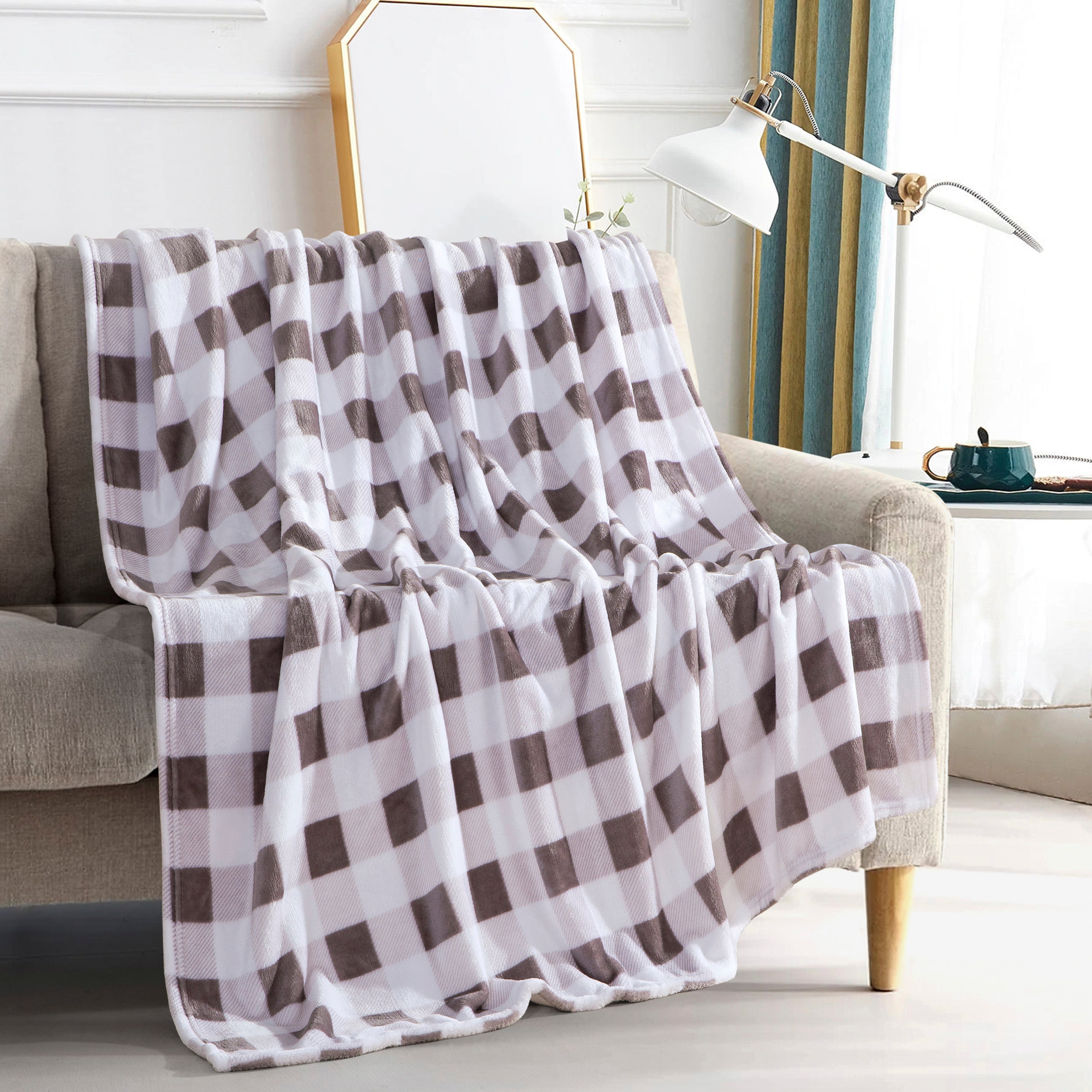 Everlaneas Plush All Season Lightweight Throw Blanket - 50 x 60 inches
