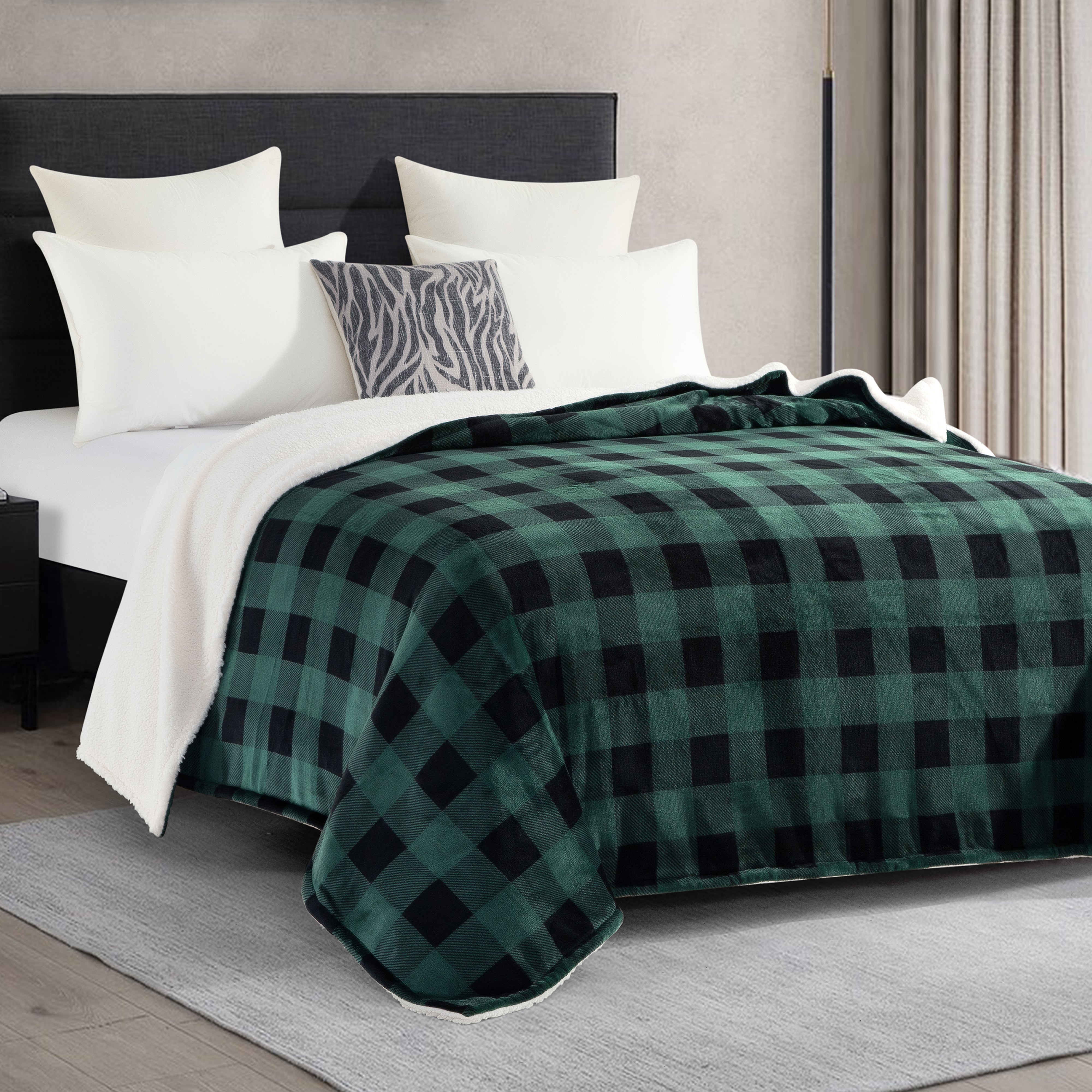 Everlaneas Buffalo Plaid Flannel Fleece Sherpa Throw Blanket