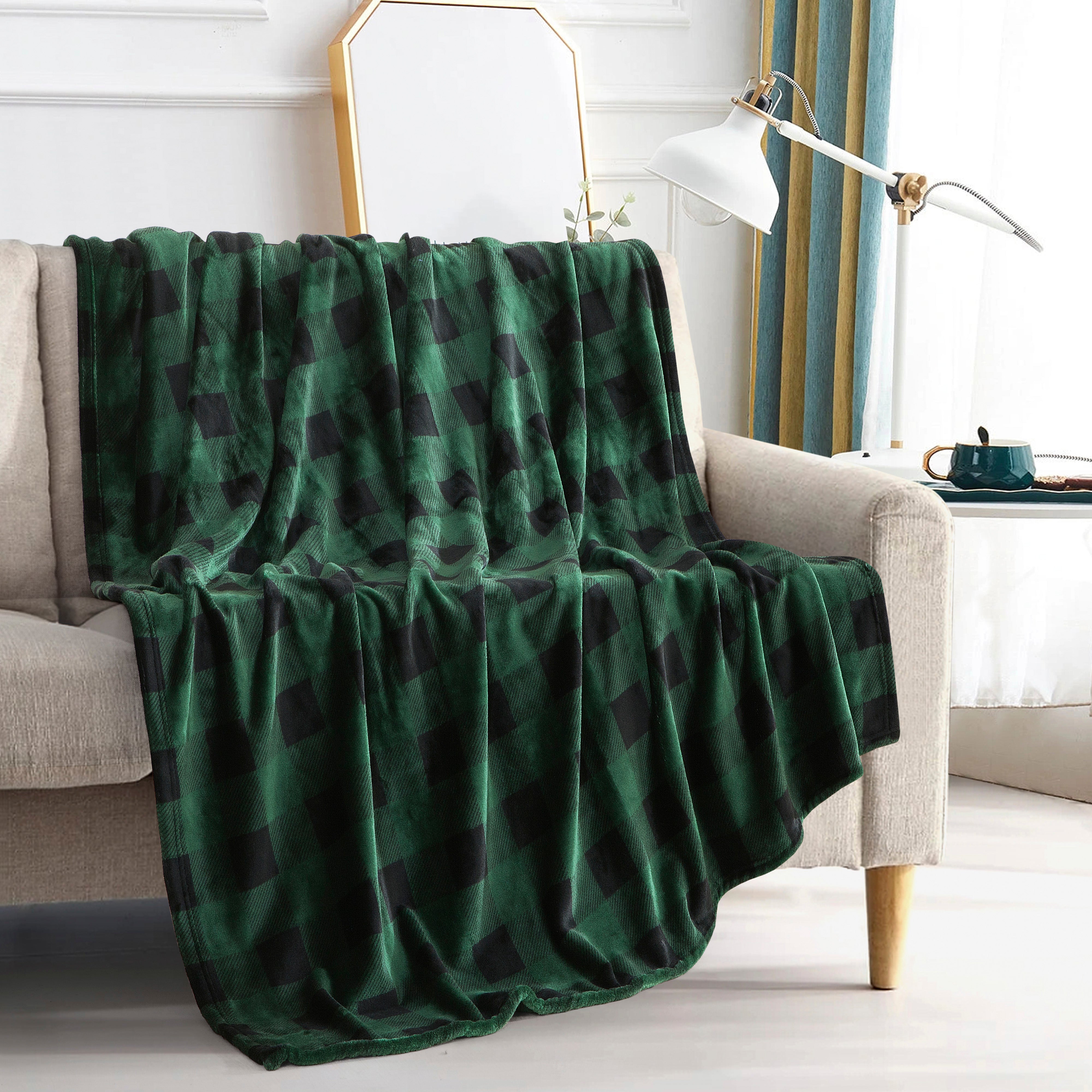 Everlaneas Plush All Season Lightweight Throw Blanket - 50 x 60 inches