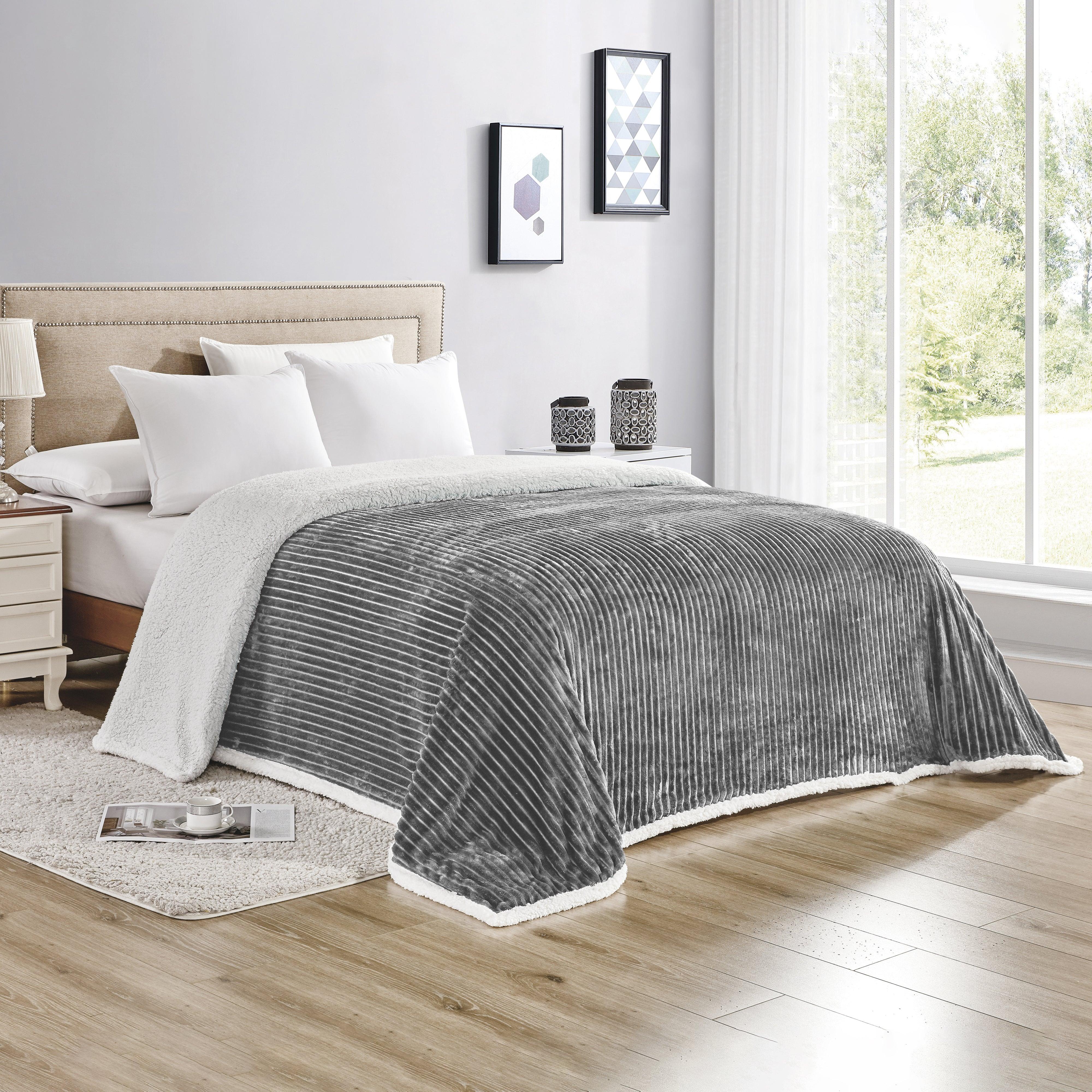 Everlaneas Corduroy Design Luxury Sherpa Blanket