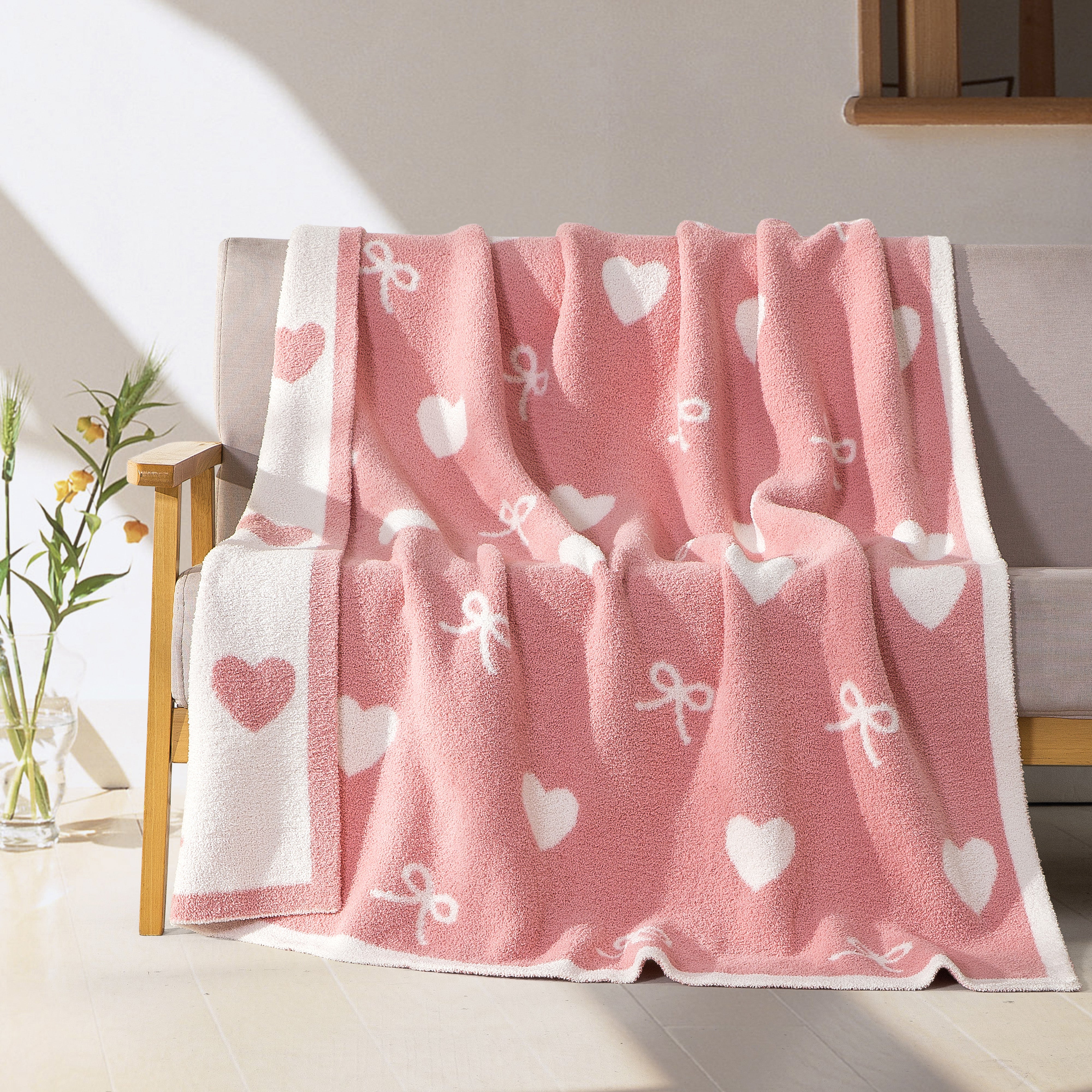 Everlaneas 50" x 70"  Ultra Soft Checkered Knitted Throw Blanket