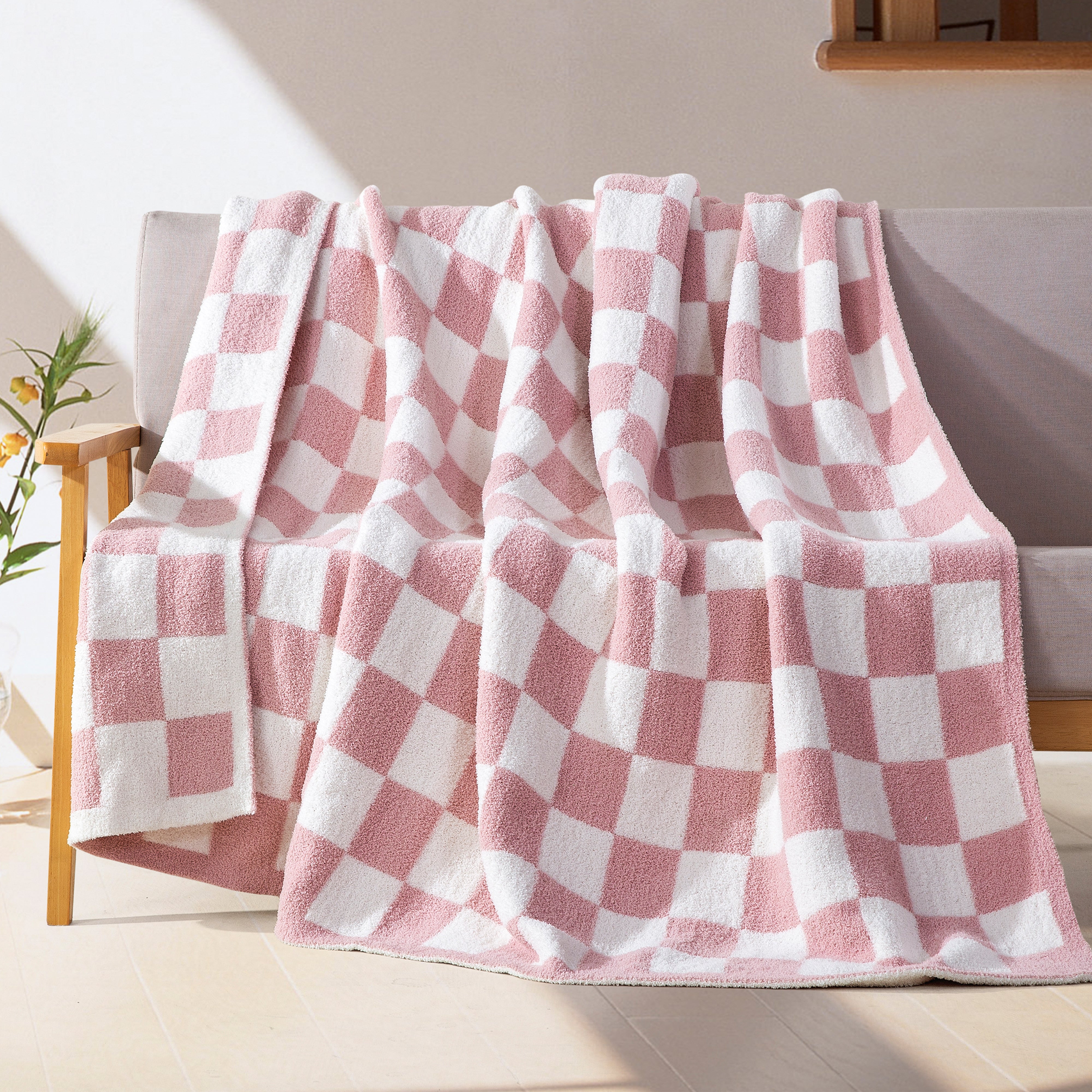 Everlaneas 50" x 70"  Ultra Soft Checkered Knitted Throw Blanket