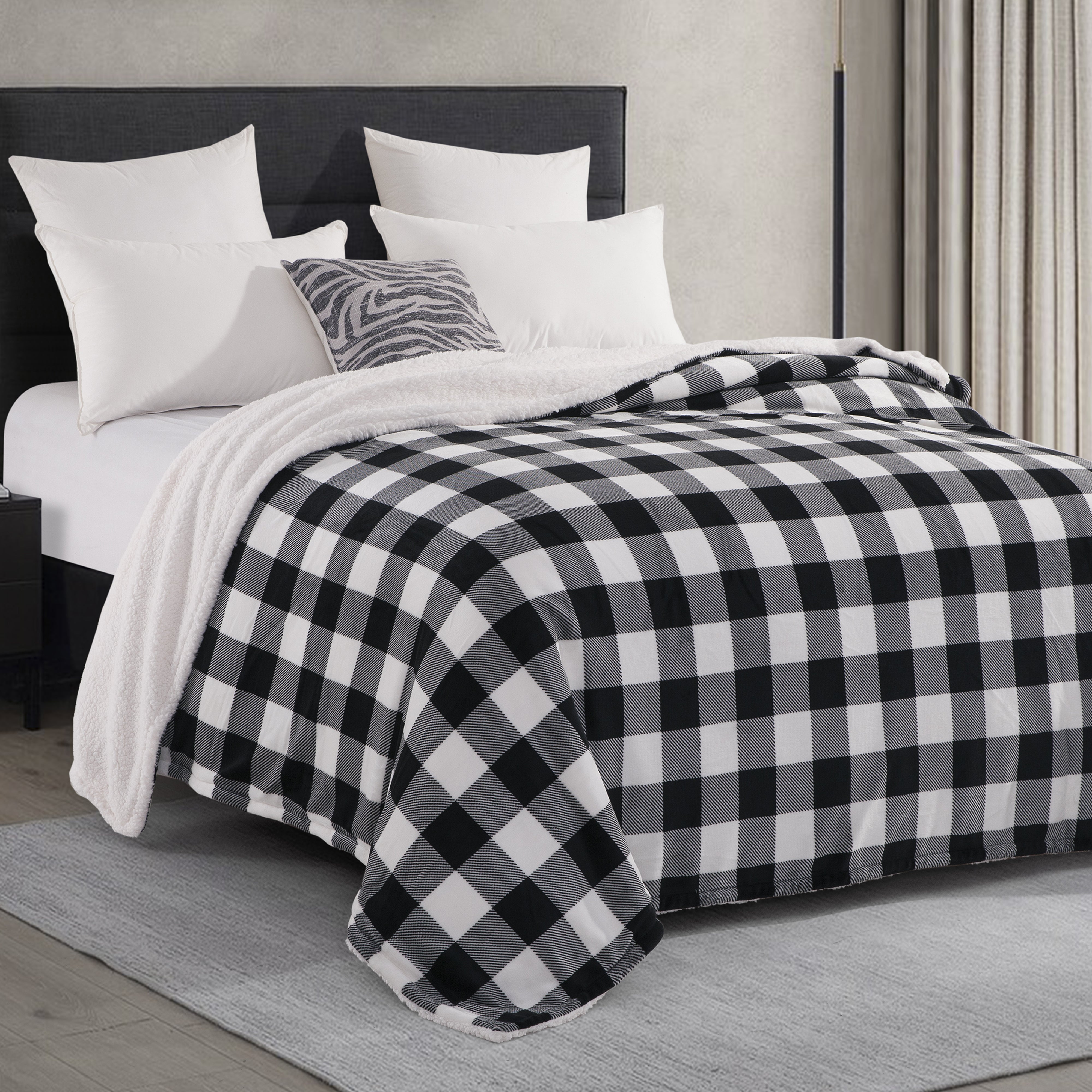 Everlaneas Buffalo Plaid Flannel Fleece Sherpa Throw Blanket