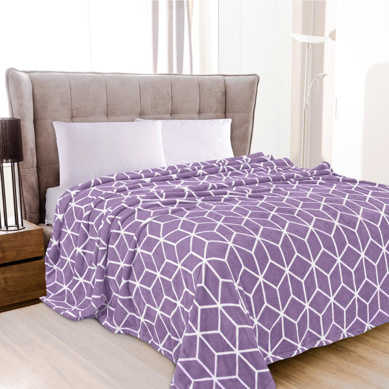 Everlaneas Cube Printed Velour Fleece Blanket - Geometric Design Velvety Feel