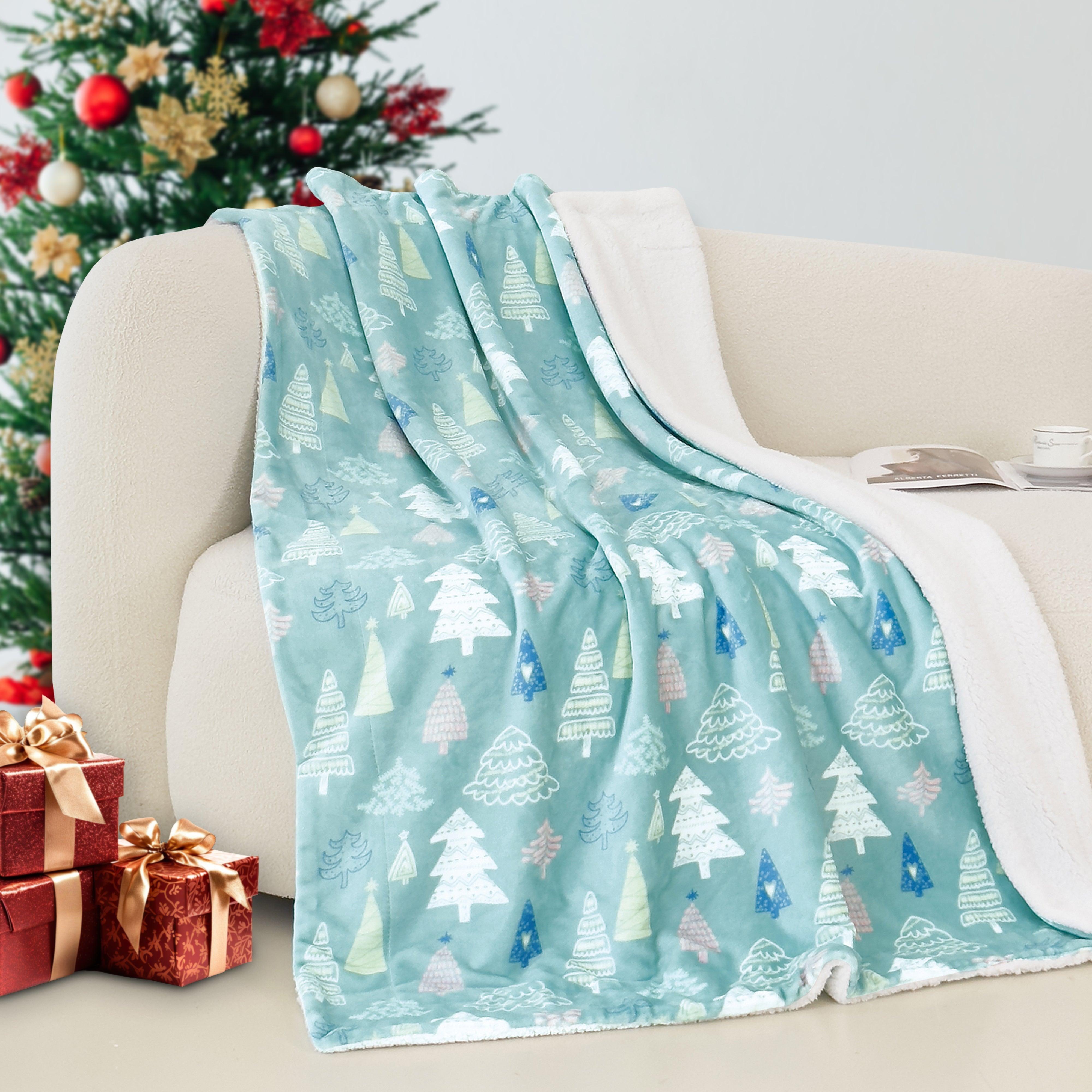 Everlaneas Christmas Sherpa Throw with Flannel Fleece - 50 x 60 inches