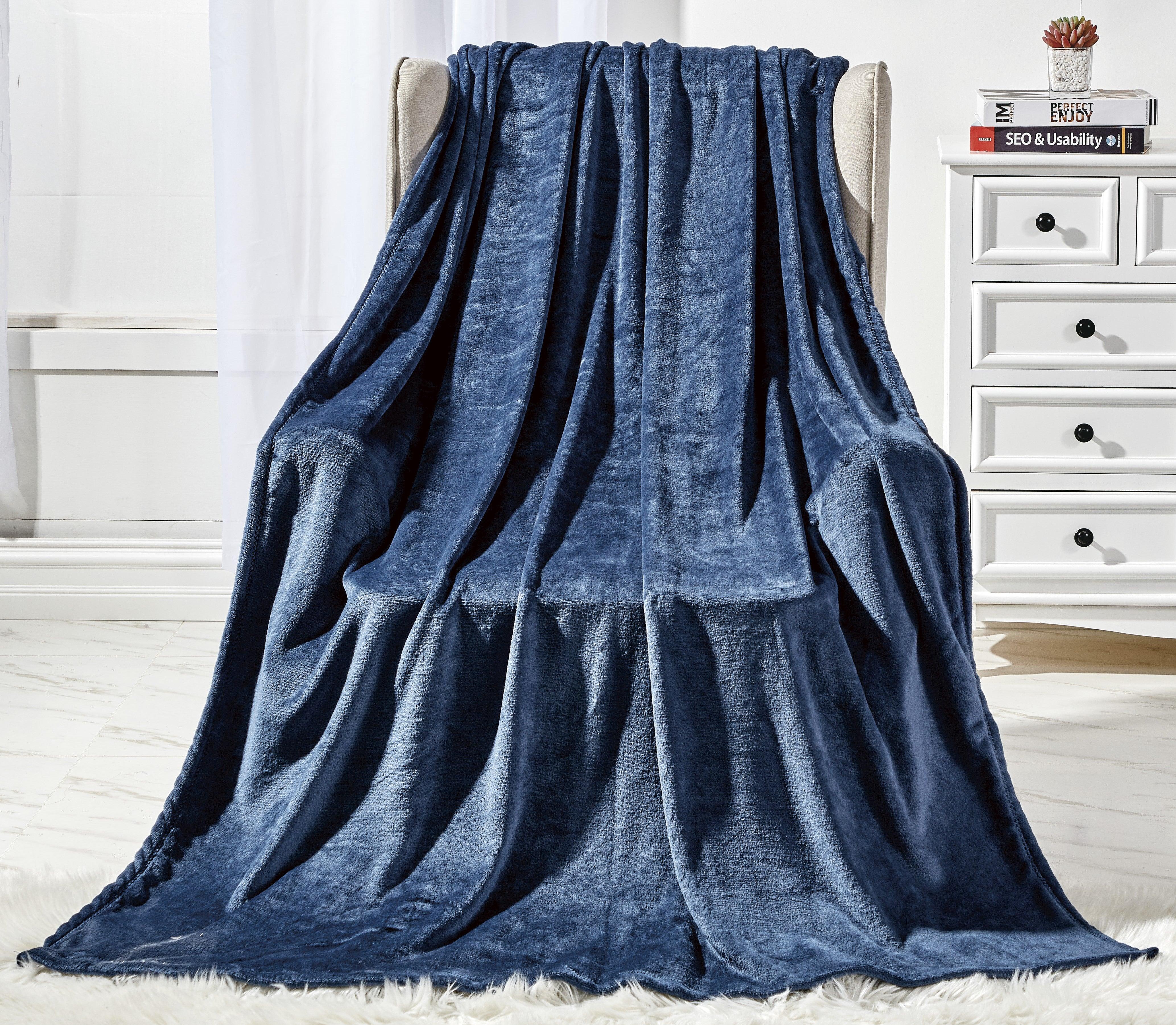 Everlaneas Plush All Season Lightweight Throw Blanket - 50 x 60 inches