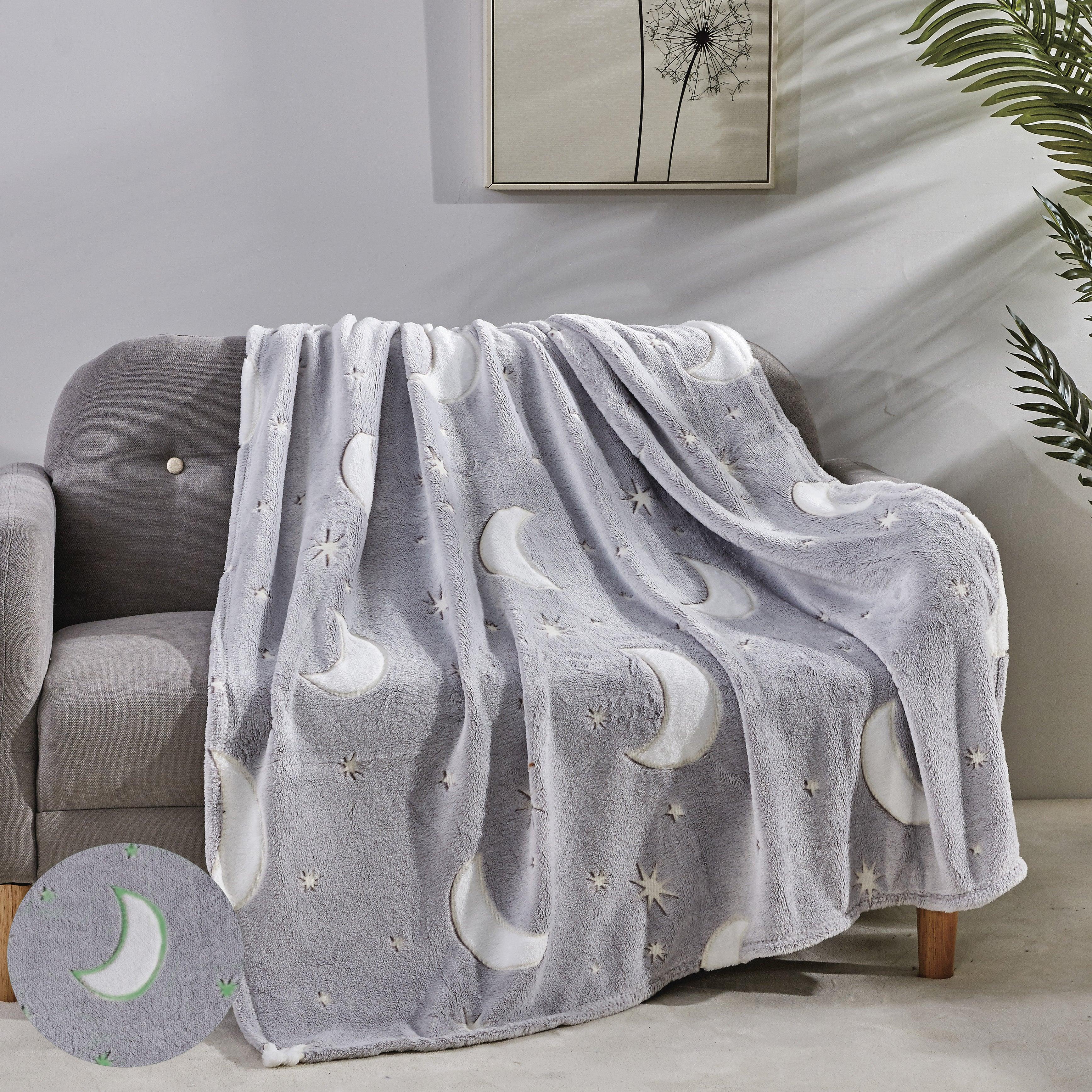 Everlaneas Glow In the Dark 50" x 60" Throw Blanket - Velvety Feel, 50 X 60 inches