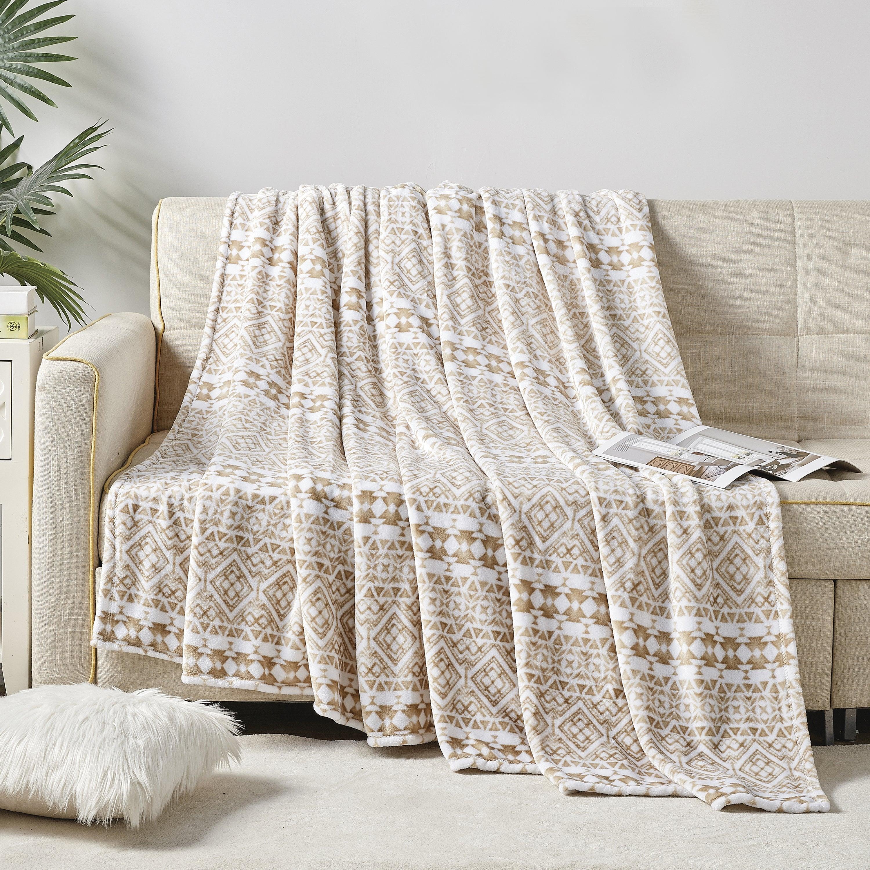 Everlaneas Printed Bed or Oversized Couch Blanket - Lightweight for All Season Warmth