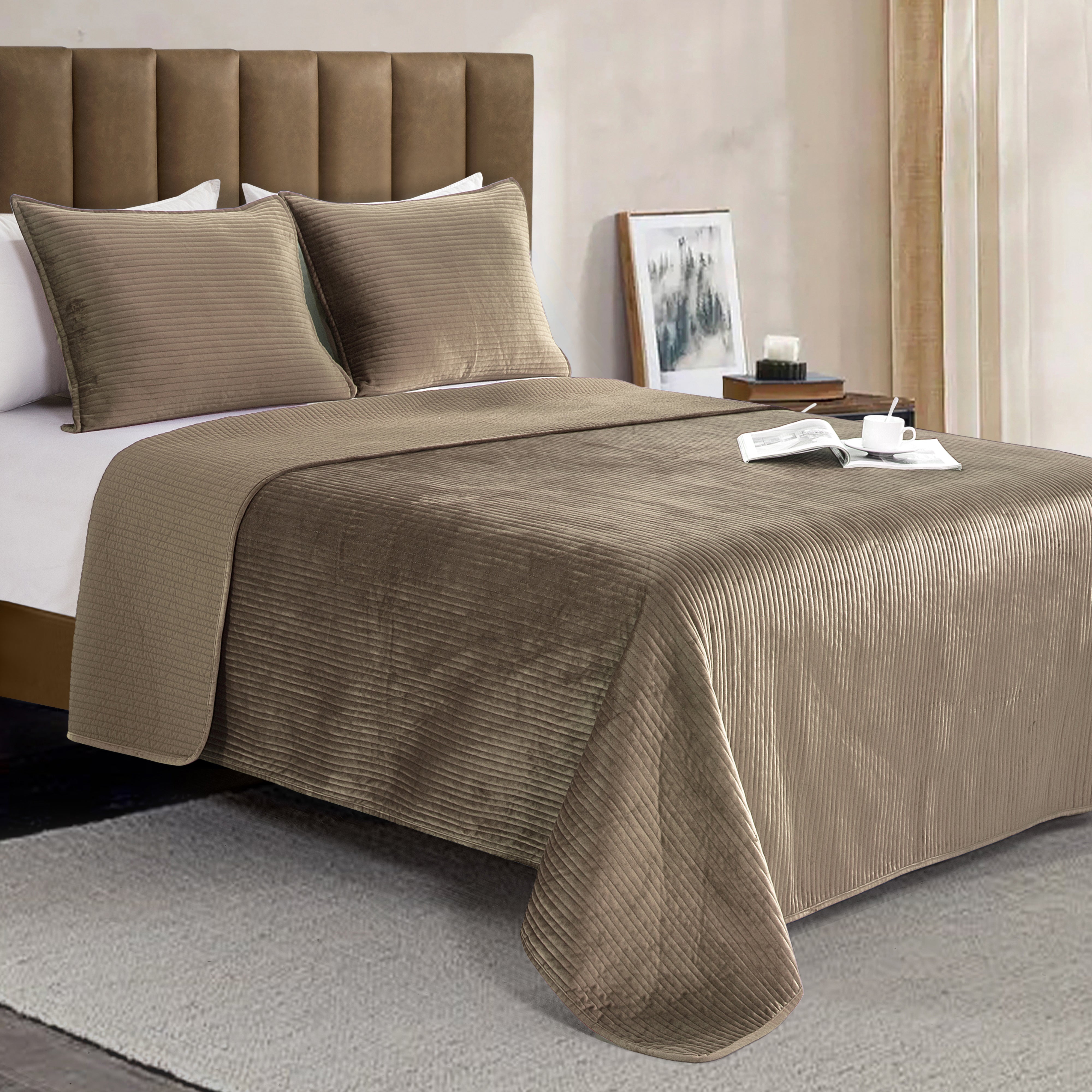 Everlaneas 3-Piece Velvet Corduroy Stripe Quilted Bedspread Coverlet Set