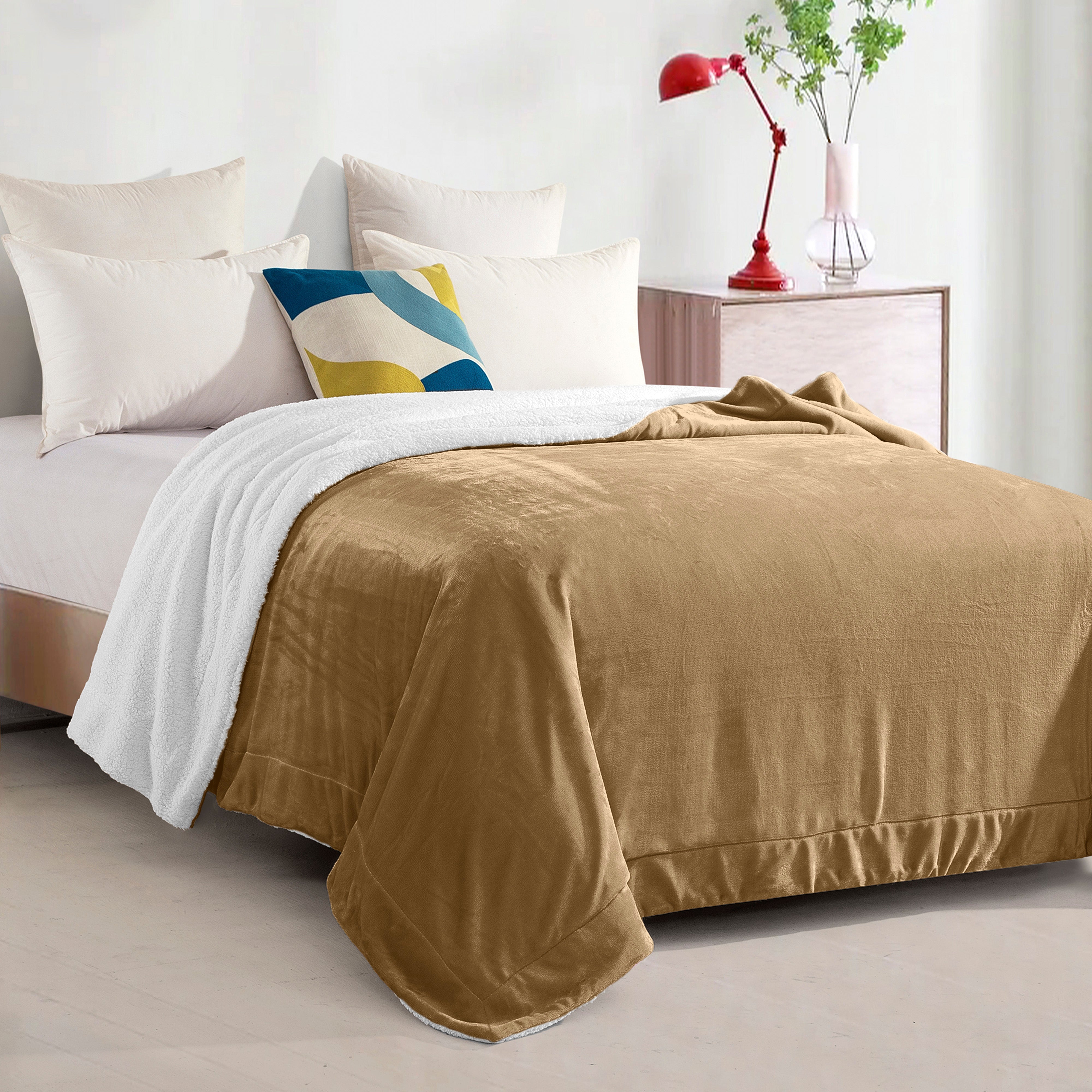 Everlaneas Reversible Sherpa Throw Blanket - Sherpa Back Throw Blanket