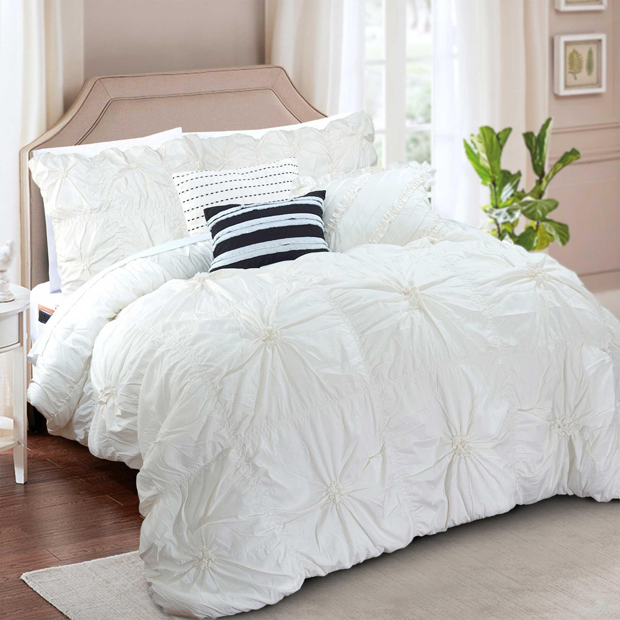 Everlaneas 12-Piece Amy Oversized Comforter Set - Includes 6-Piece Sheet Set with Double Sided Storage Pockets
