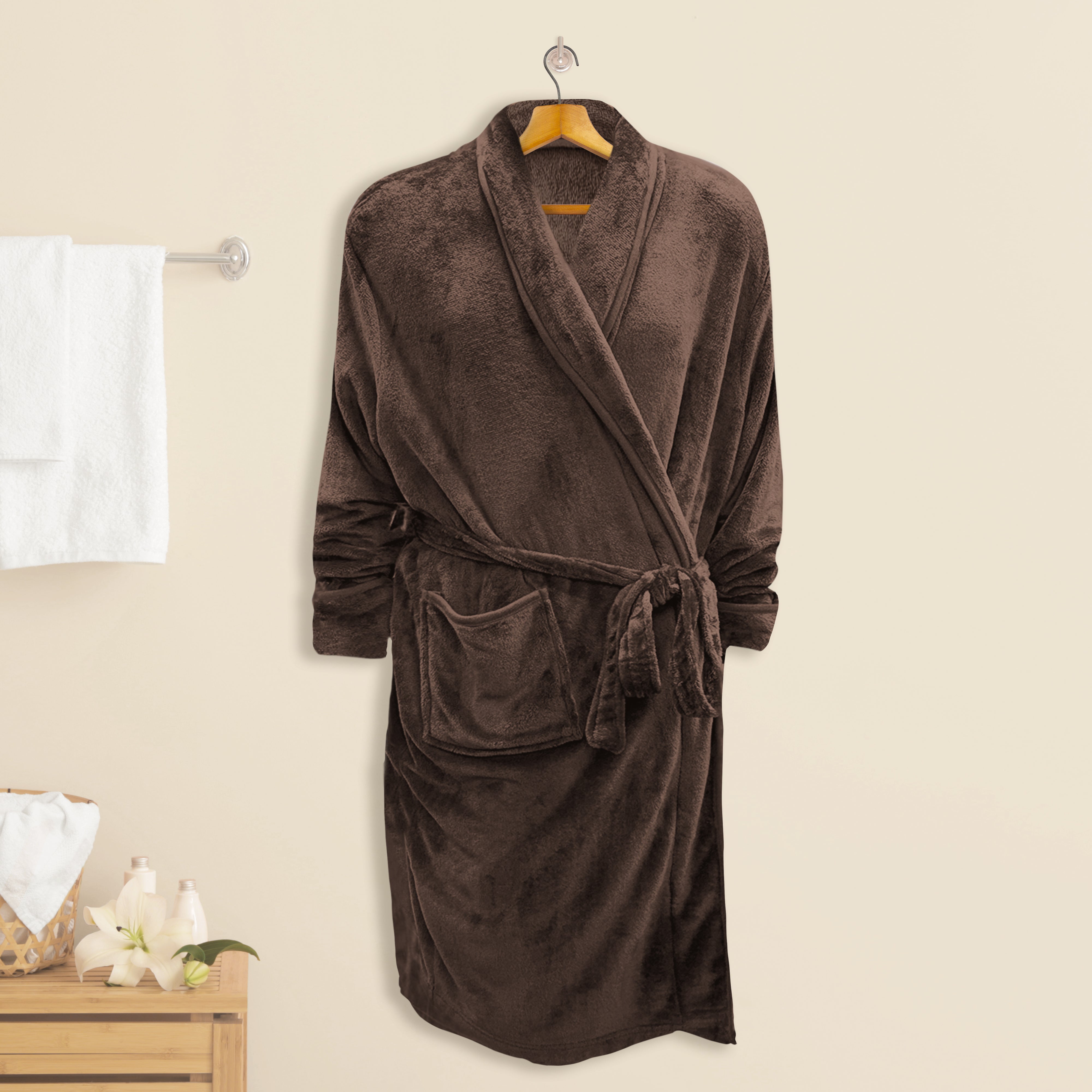 Everlaneas Women Shawl Collar Velvet Fleece Long Bathrobe