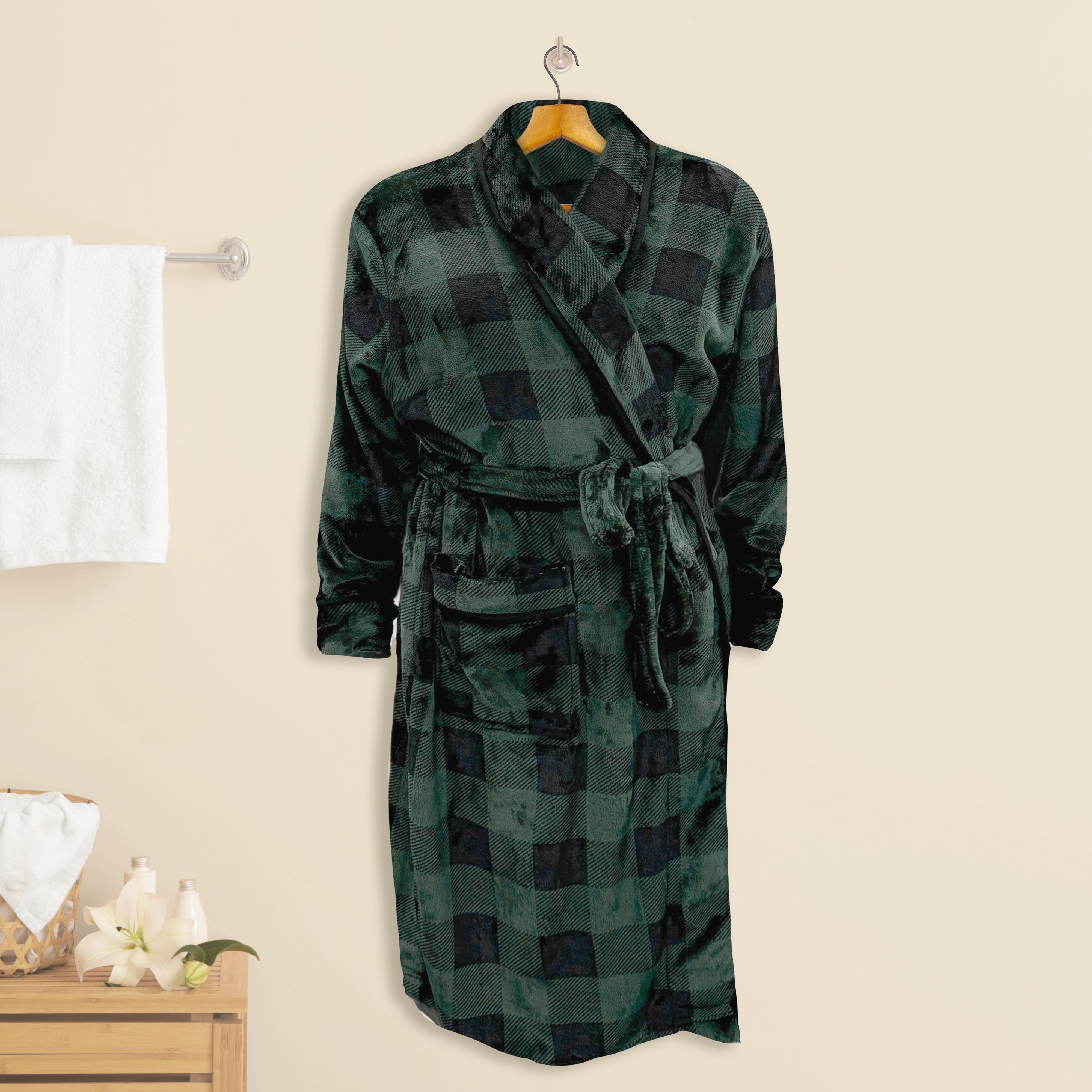 Everlaneas Women Shawl Collar Velvet Fleece Long Bathrobe