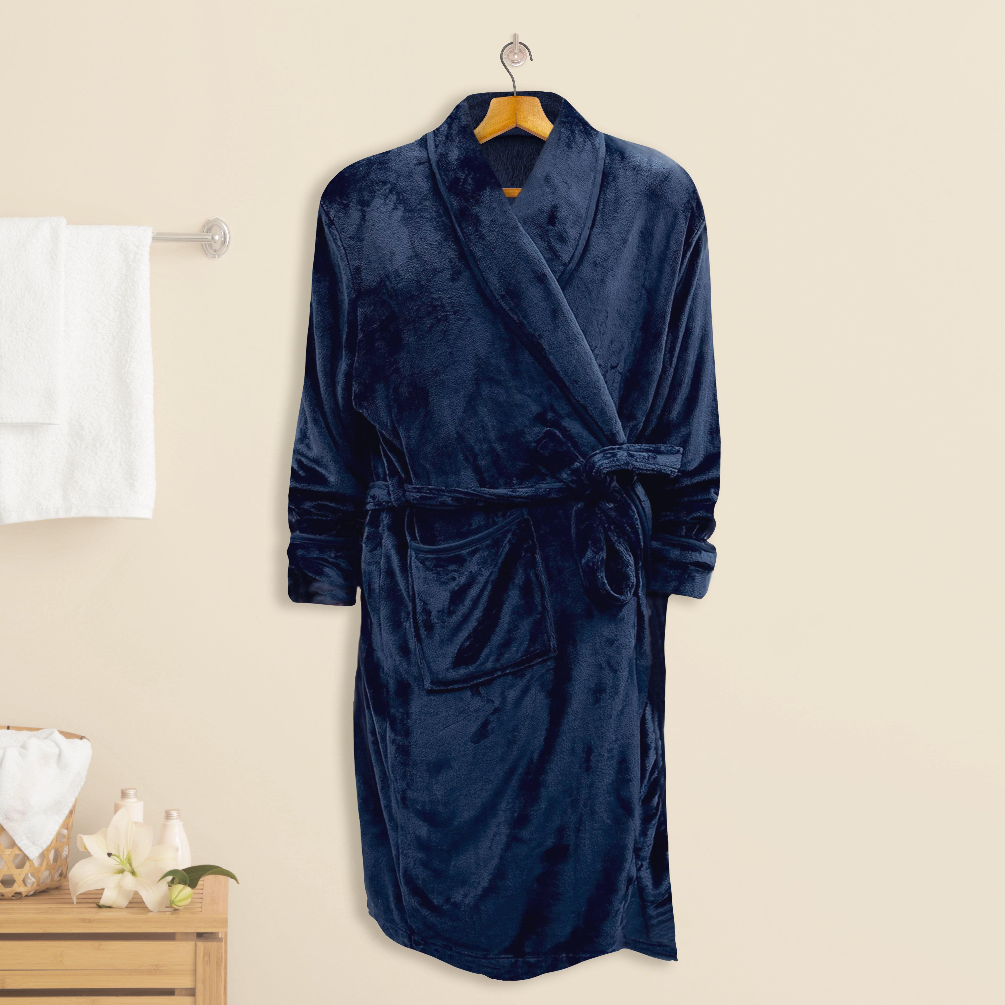 Everlaneas Women Shawl Collar Velvet Fleece Long Bathrobe