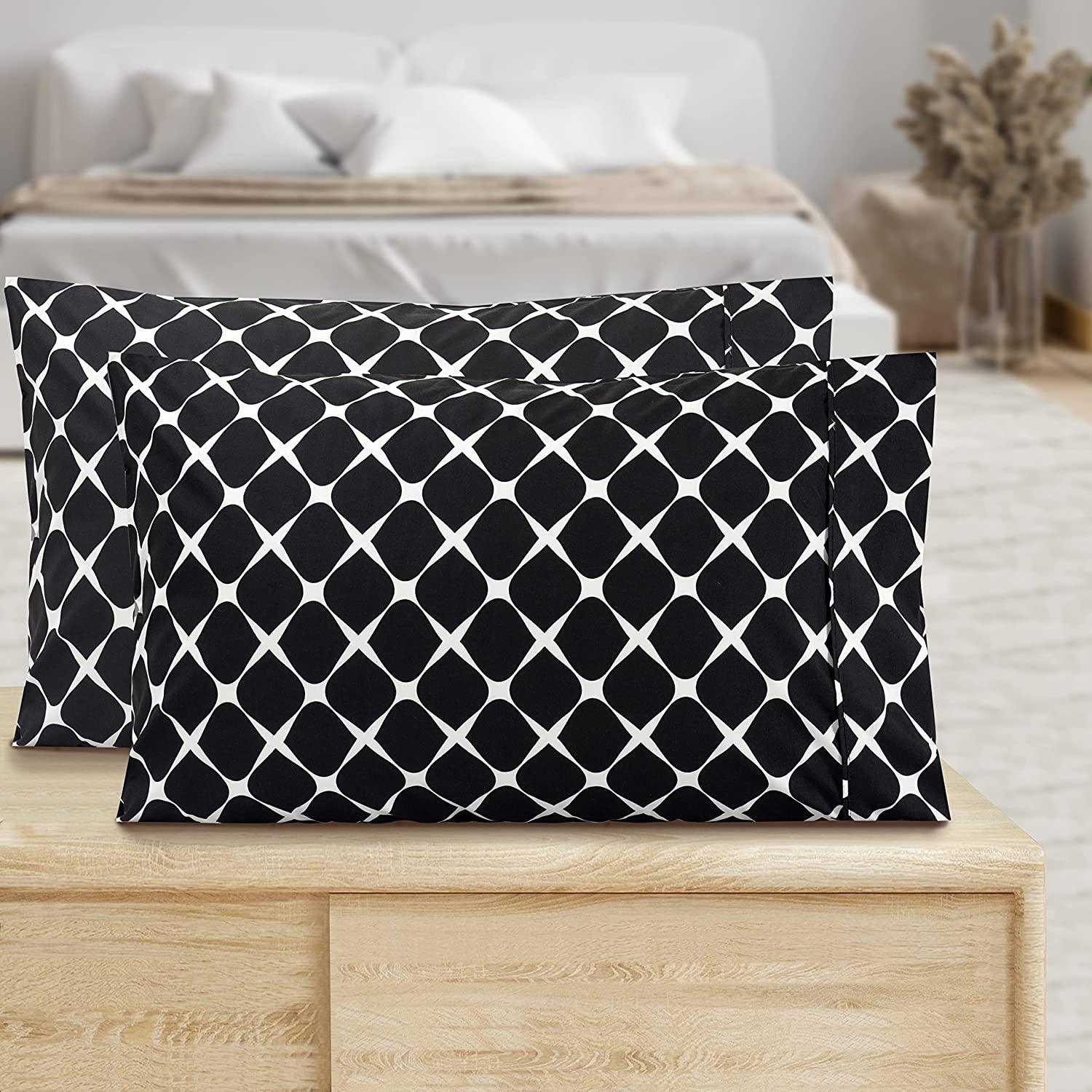 Everlaneas Set of 2 Bloomingdale Pattern - Pillowcases