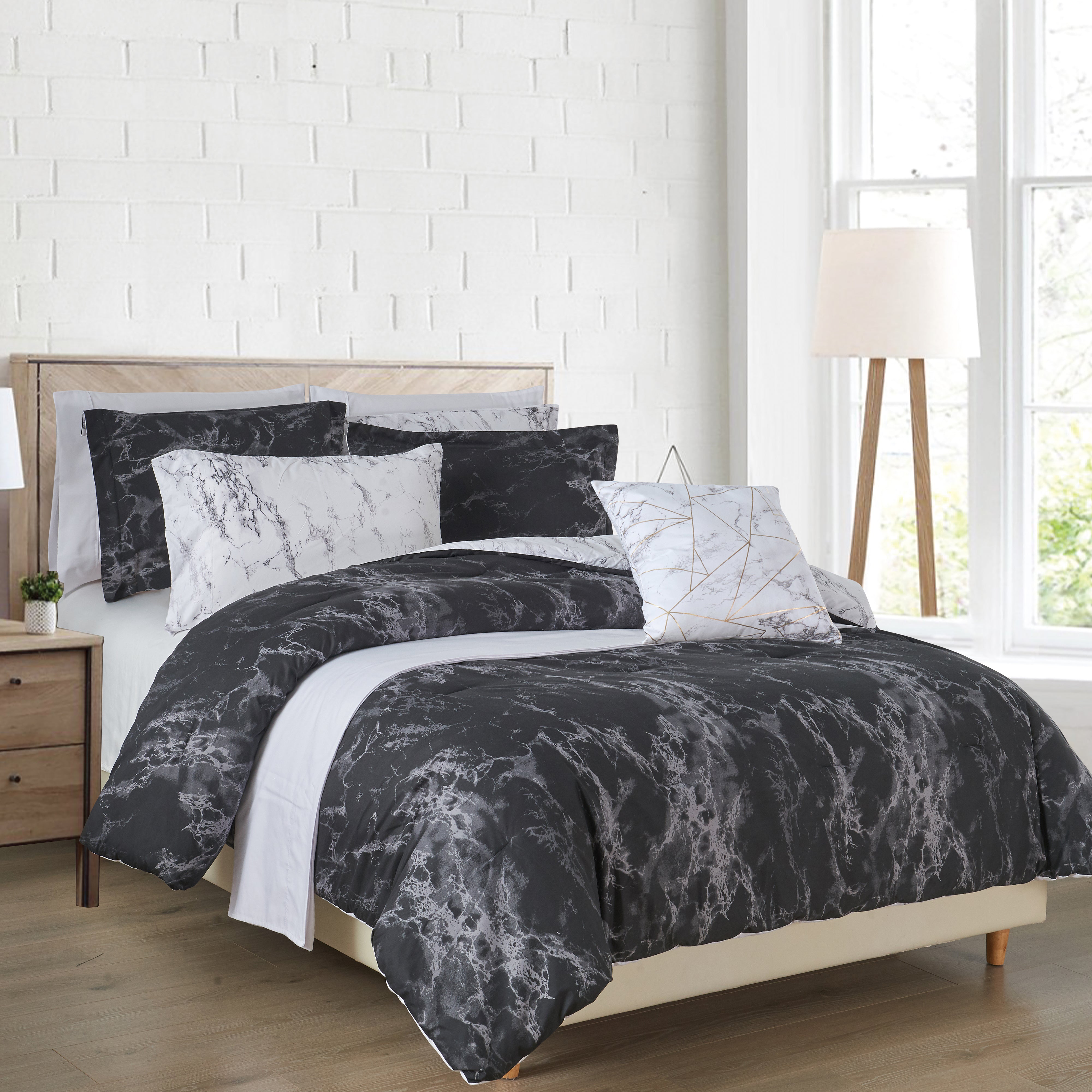 Everlaneas Reversible 10-Piece Marble Print Comforter Set, Includes 6-Piece Sheet Set with Double Sided Storage Pockets