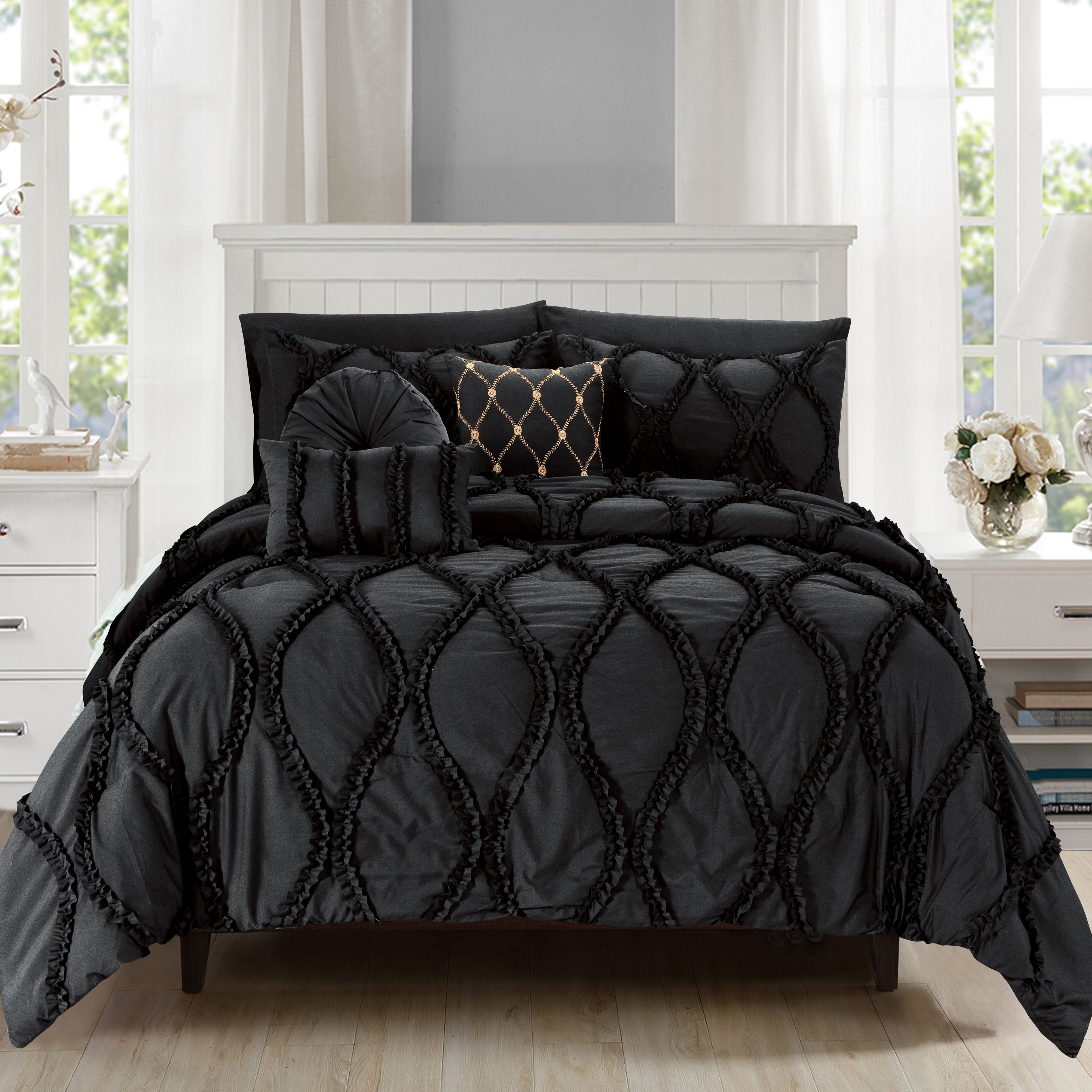 Everlaneas 10-Piece Infinity Design Comforter Set - Includes 4-Piece Sheet Set with Double Sided Storage Pockets