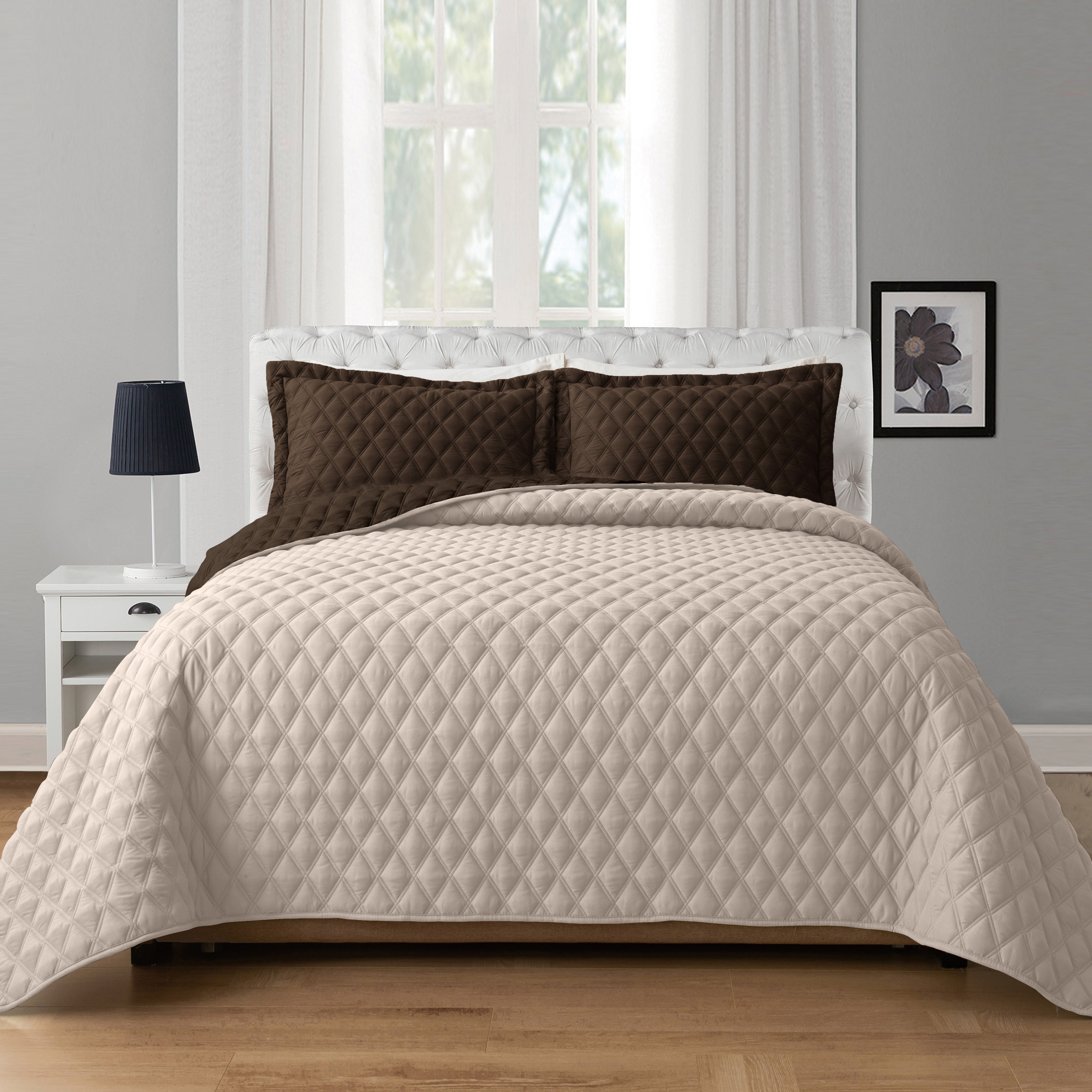 Everlaneas 3-Piece Diamond Quilted Reversible Bedspread Coverlet Set