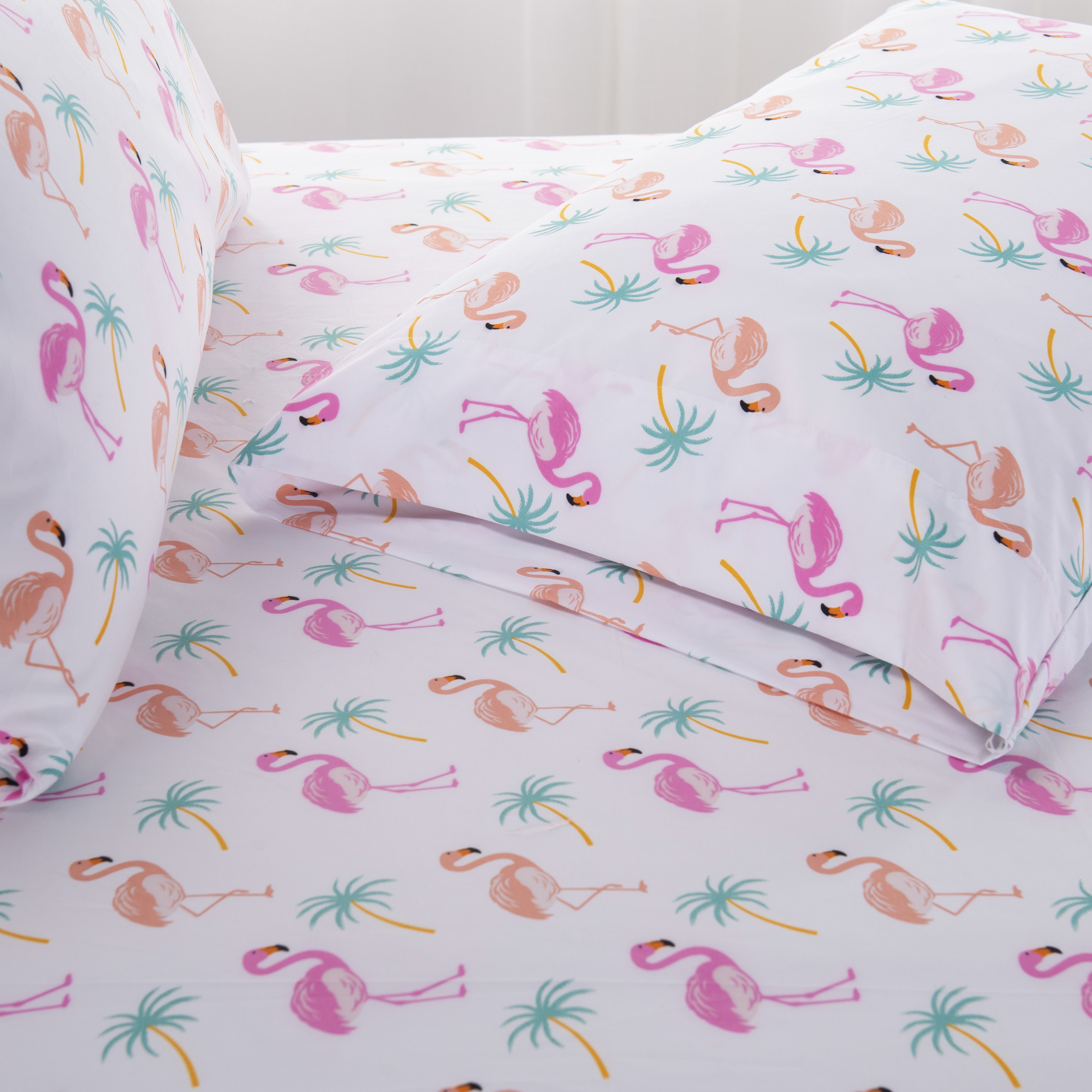 Everlaneas 6-Piece Tropical Pattern Bed Sheet Set - Soft as a Hotel Premium Quality