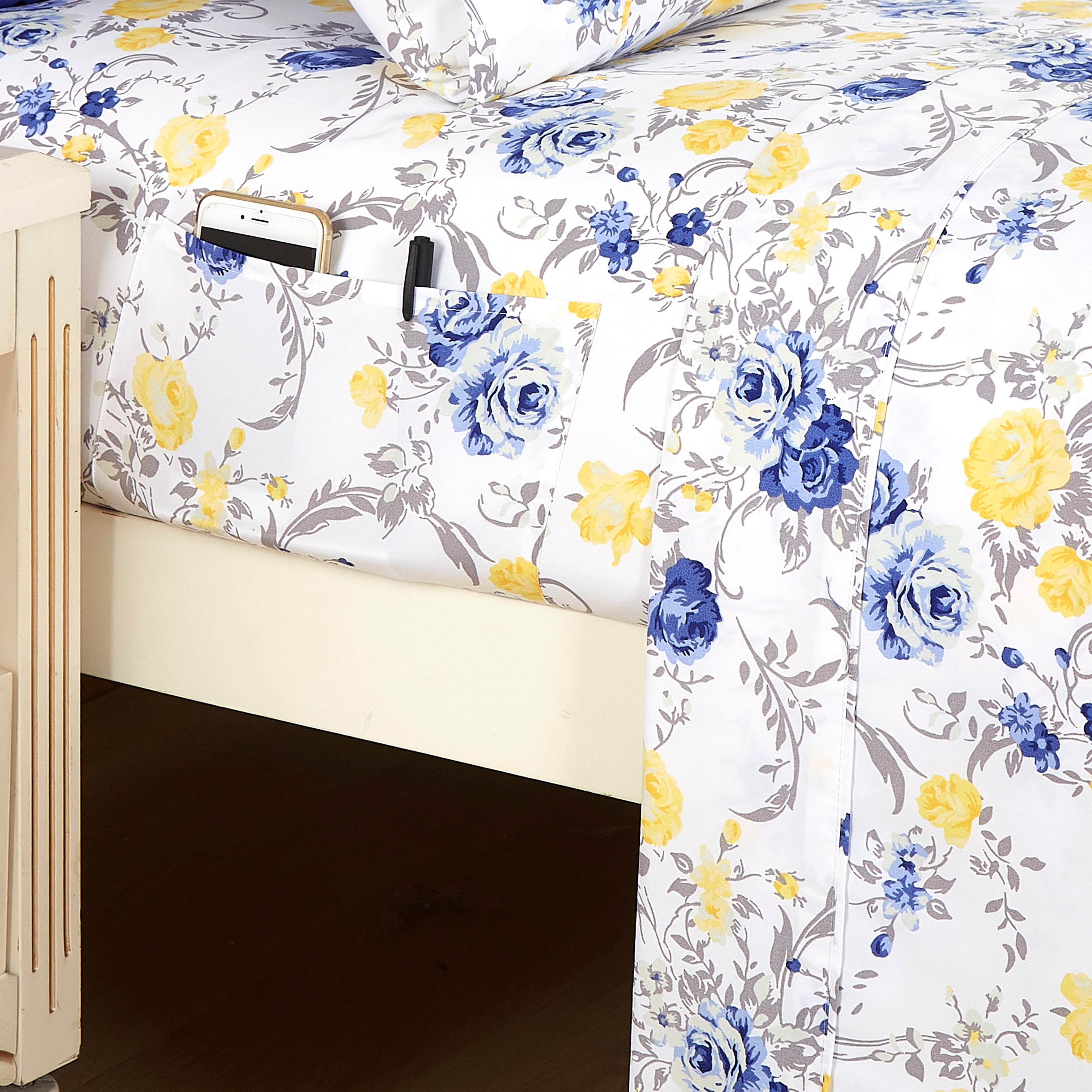 Everlaneas 6-Piece Floral and Stripe Pattern Sheet Set - Soft as a Hotel Premium Quality Bedding