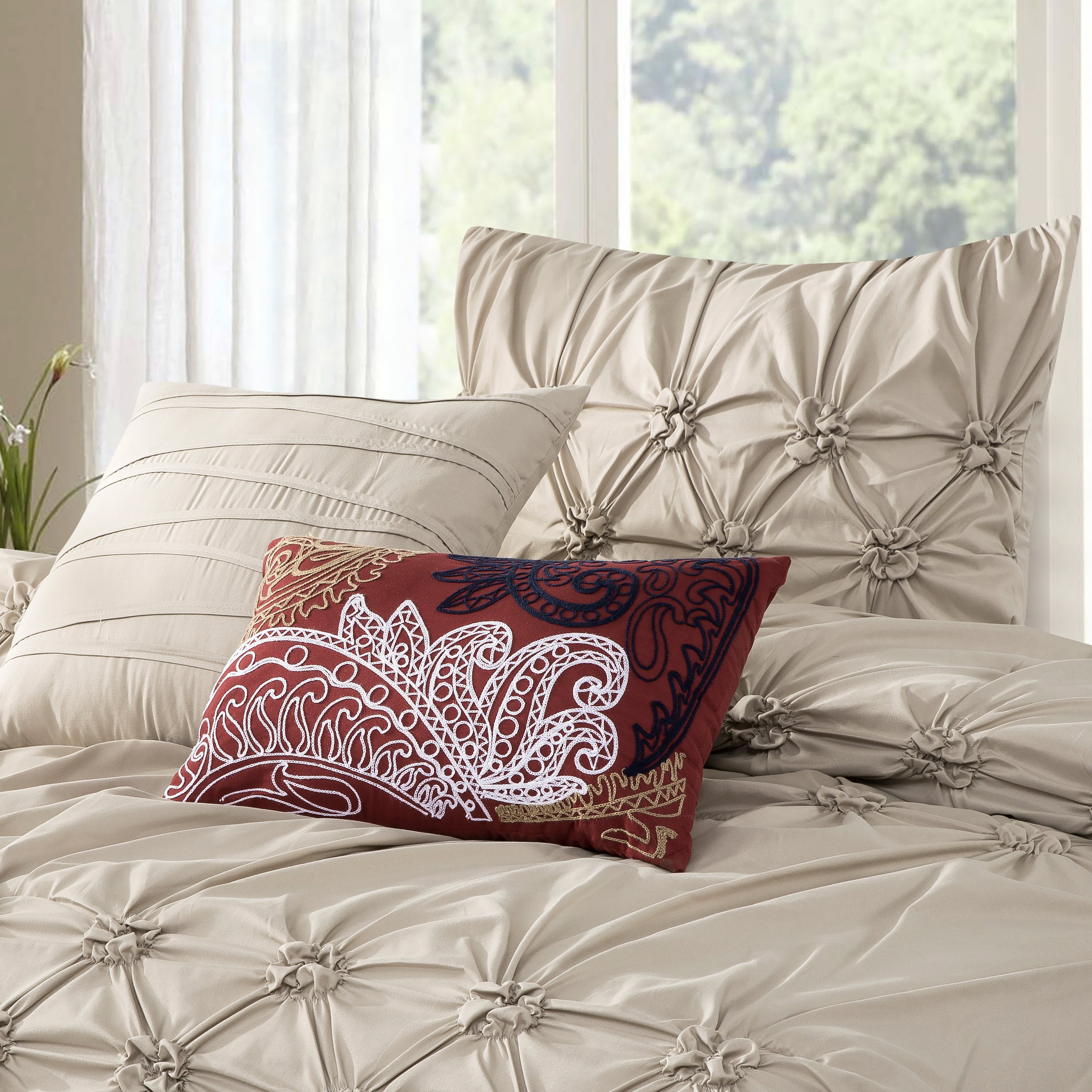 Everlaneas 12-Piece Ella Pleated Ruched Pintuck Comforter Set, Includes 6-Piece Sheet Set with Double Sided Storage Pockets