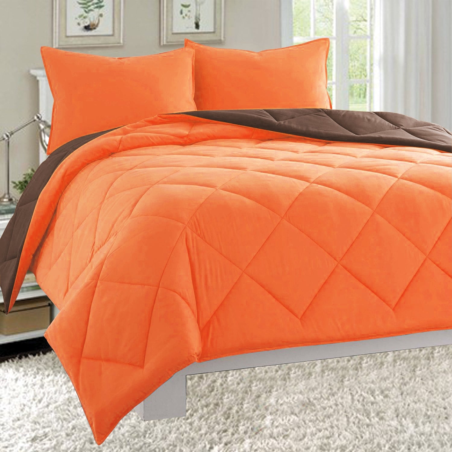 Everlaneas 3-Piece Reversible Diamond Stitched Comforter & Shams