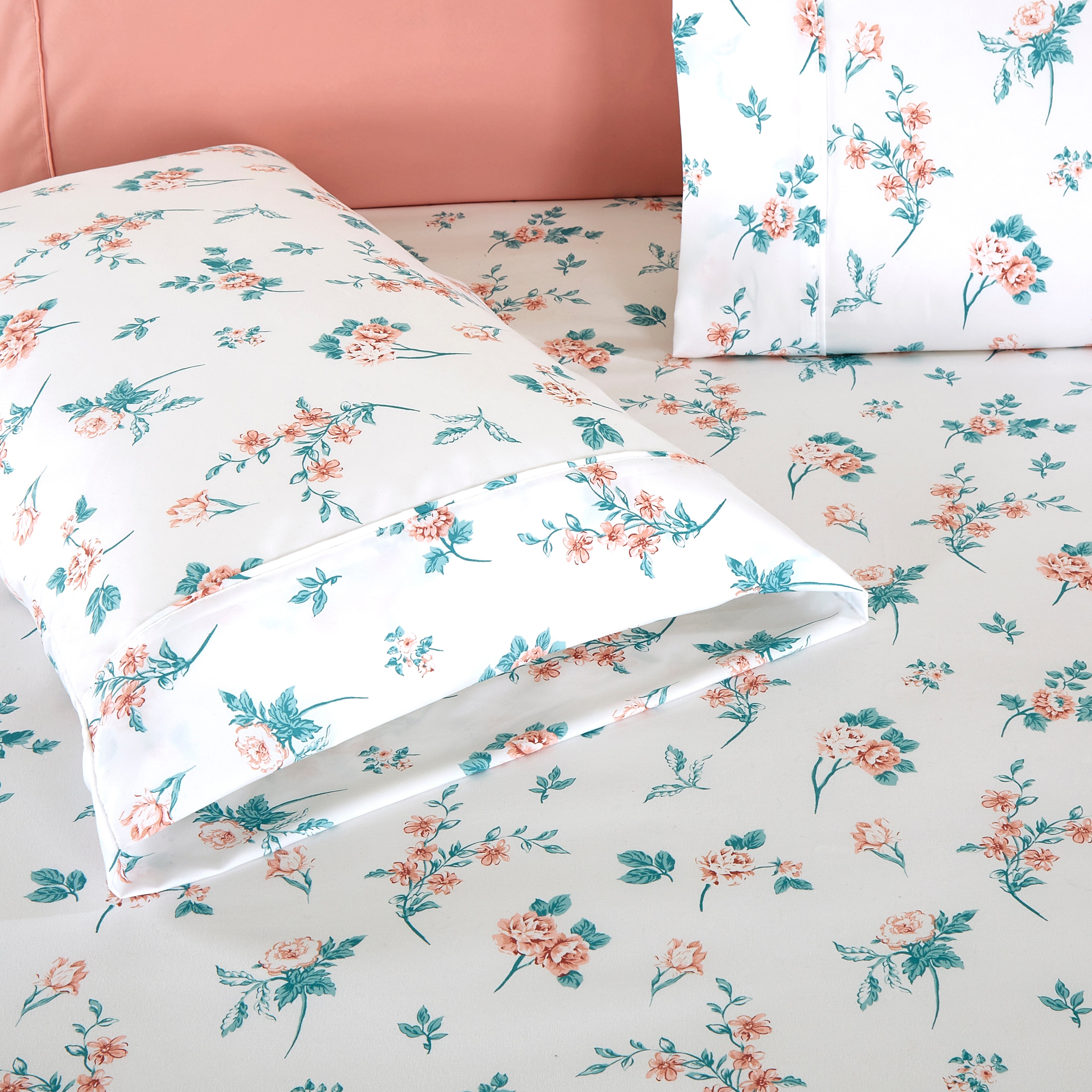 Everlaneas 6-Piece Floral and Stripe Pattern Sheet Set - Soft as a Hotel Premium Quality Bedding