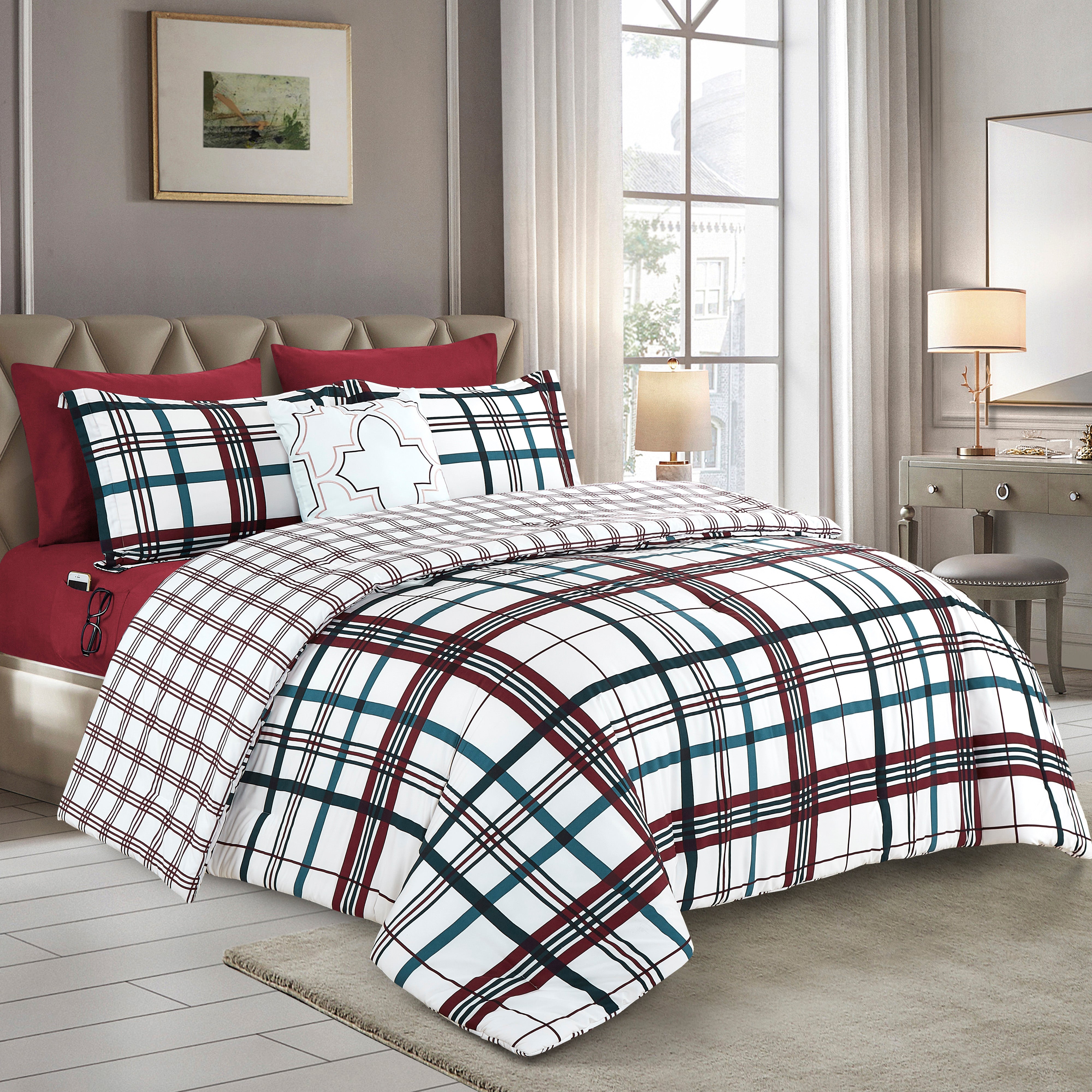 Everlaneas 8-Piece Lodge Plaid and Patch Reversible Comforter Set - Includes 4-Piece Sheet Set with Double Sided Storage Pockets