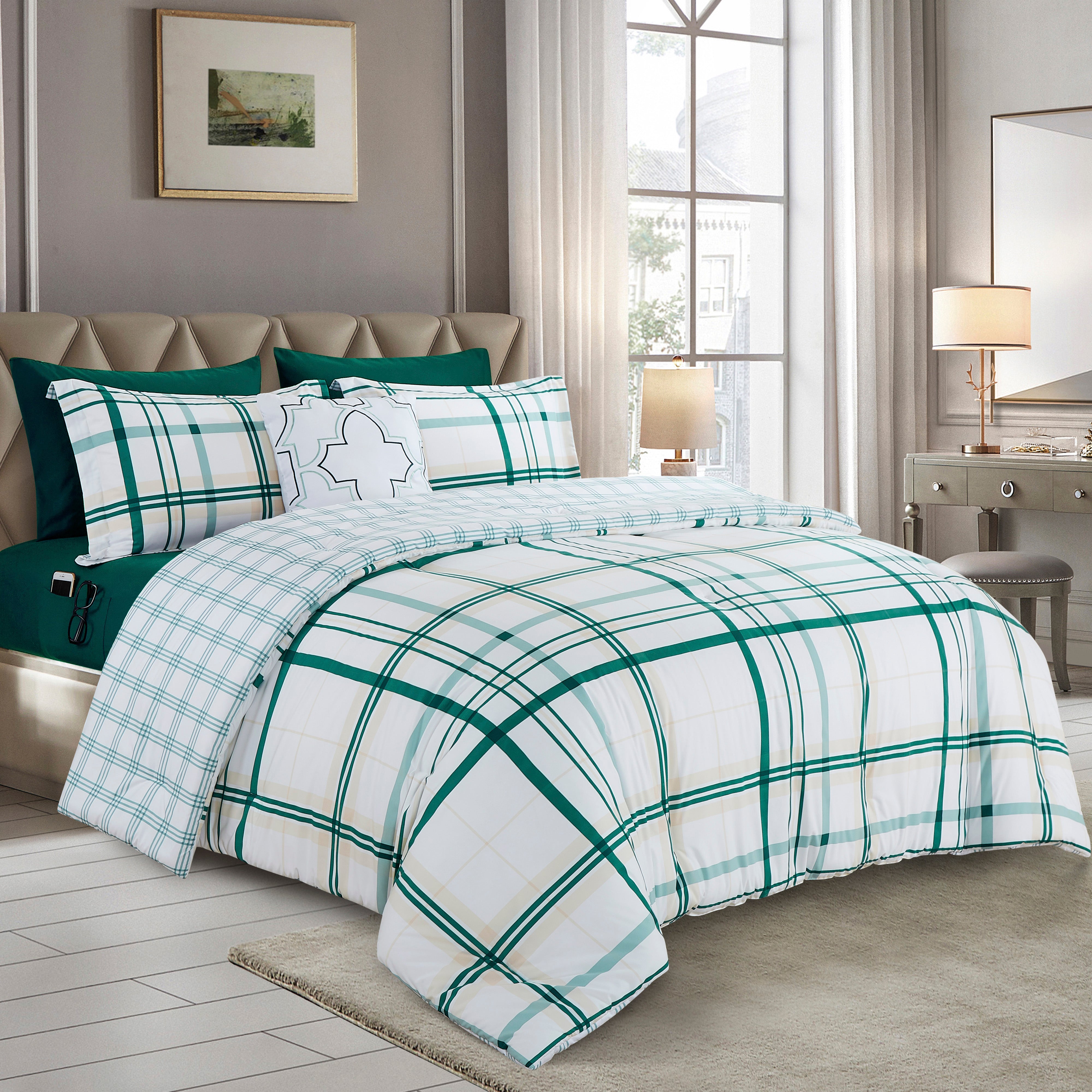 Everlaneas 8-Piece Lodge Plaid and Patch Reversible Comforter Set - Includes 4-Piece Sheet Set with Double Sided Storage Pockets
