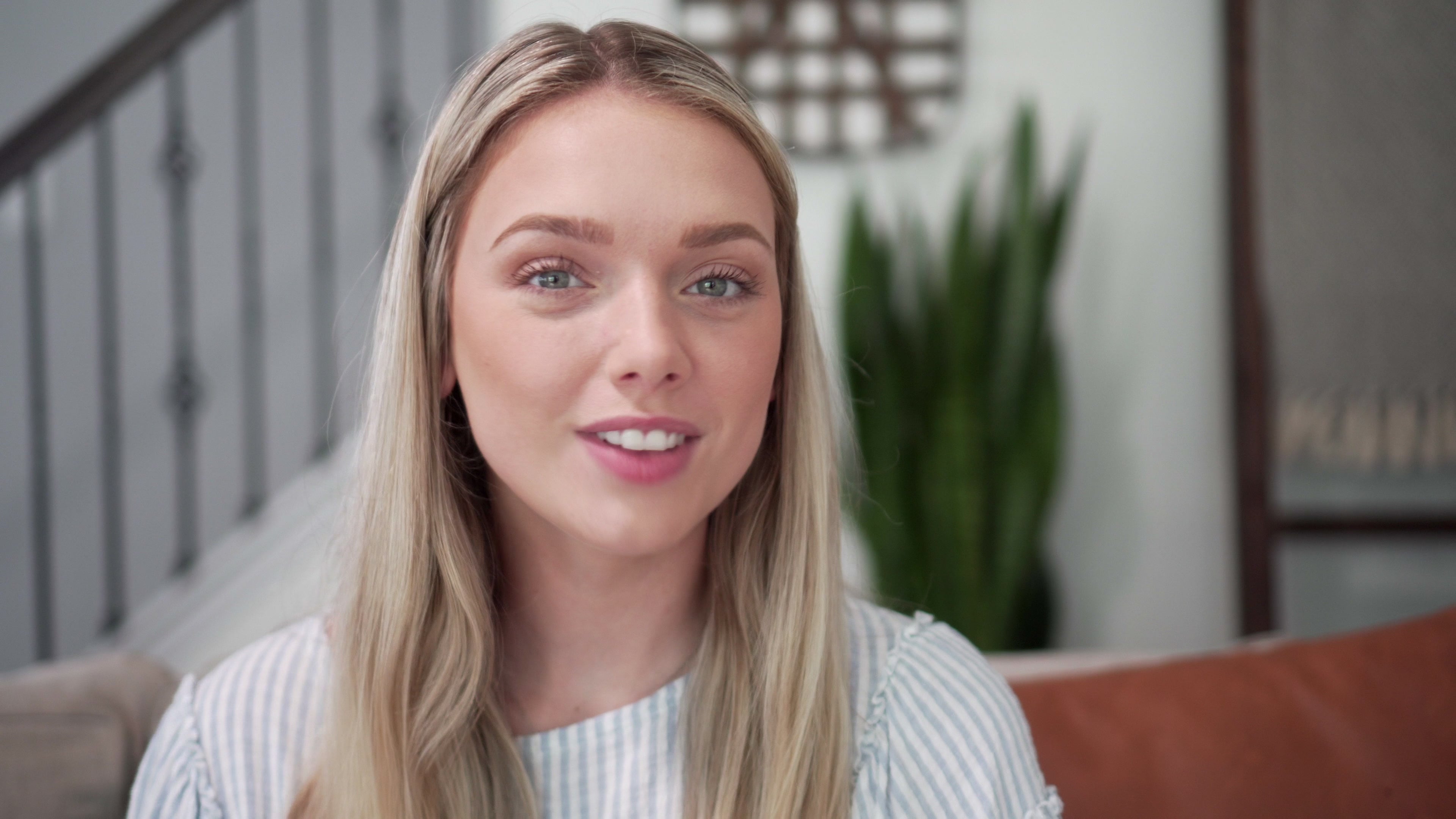 Everlaneas Fine 4-Piece Silky Satin Sheet Set, Moody Shades