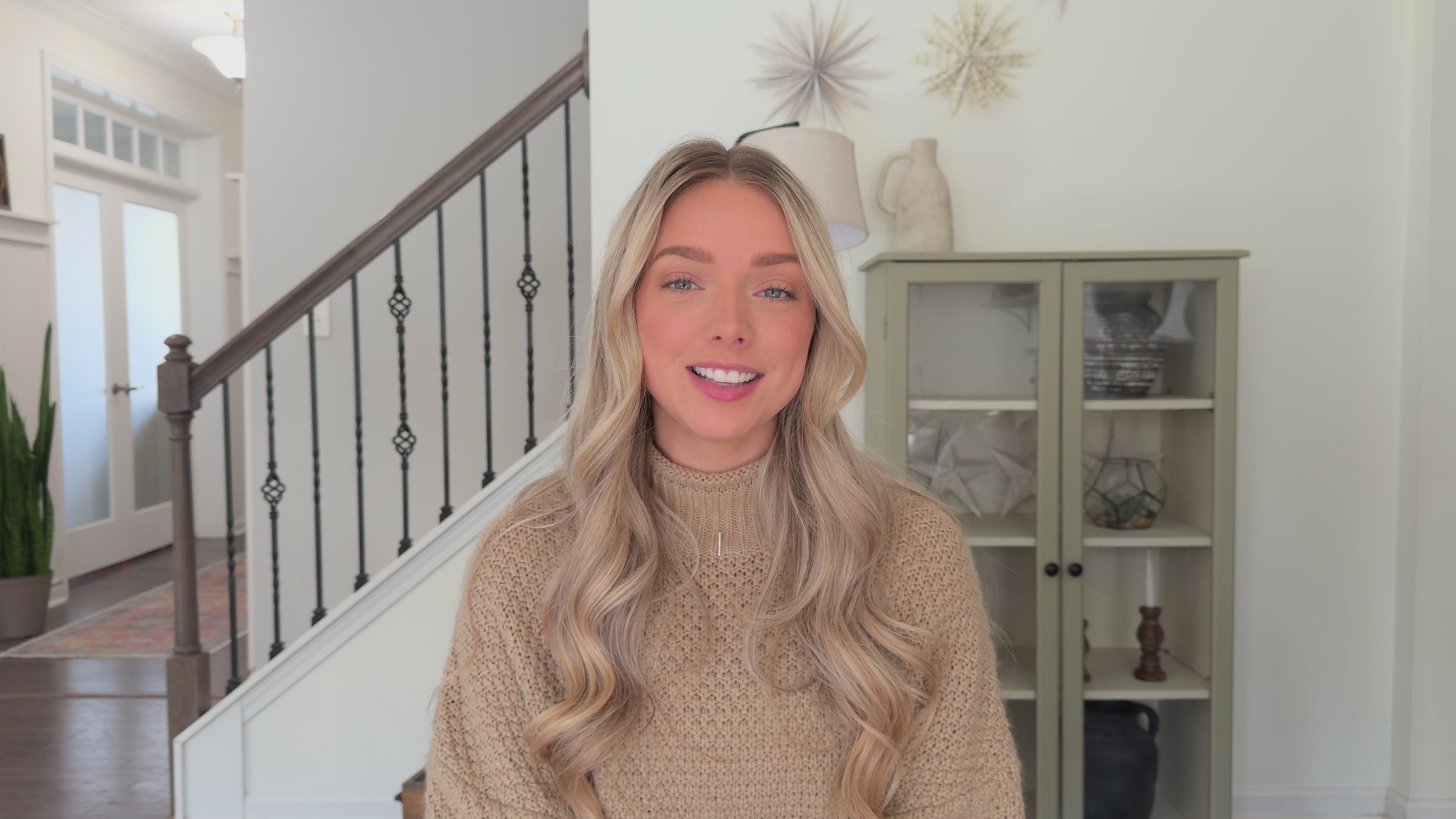 Everlaneas 12-Piece Amy Oversized Comforter Set - Includes 6-Piece Sheet Set with Double Sided Storage Pockets