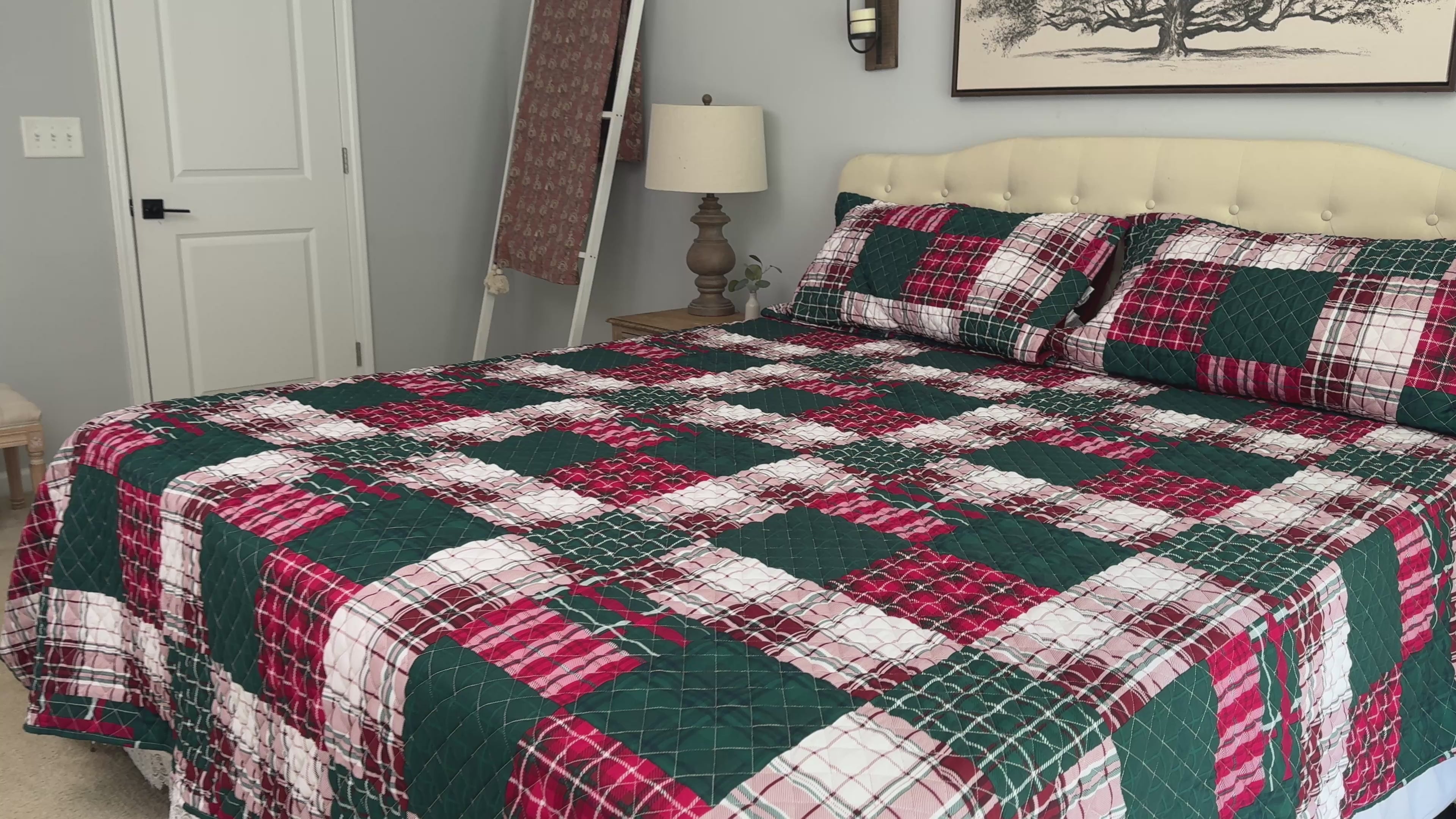 Everlaneas 3-Piece Patch Plaid Quilted Reversible Bedspread Coverlet Set