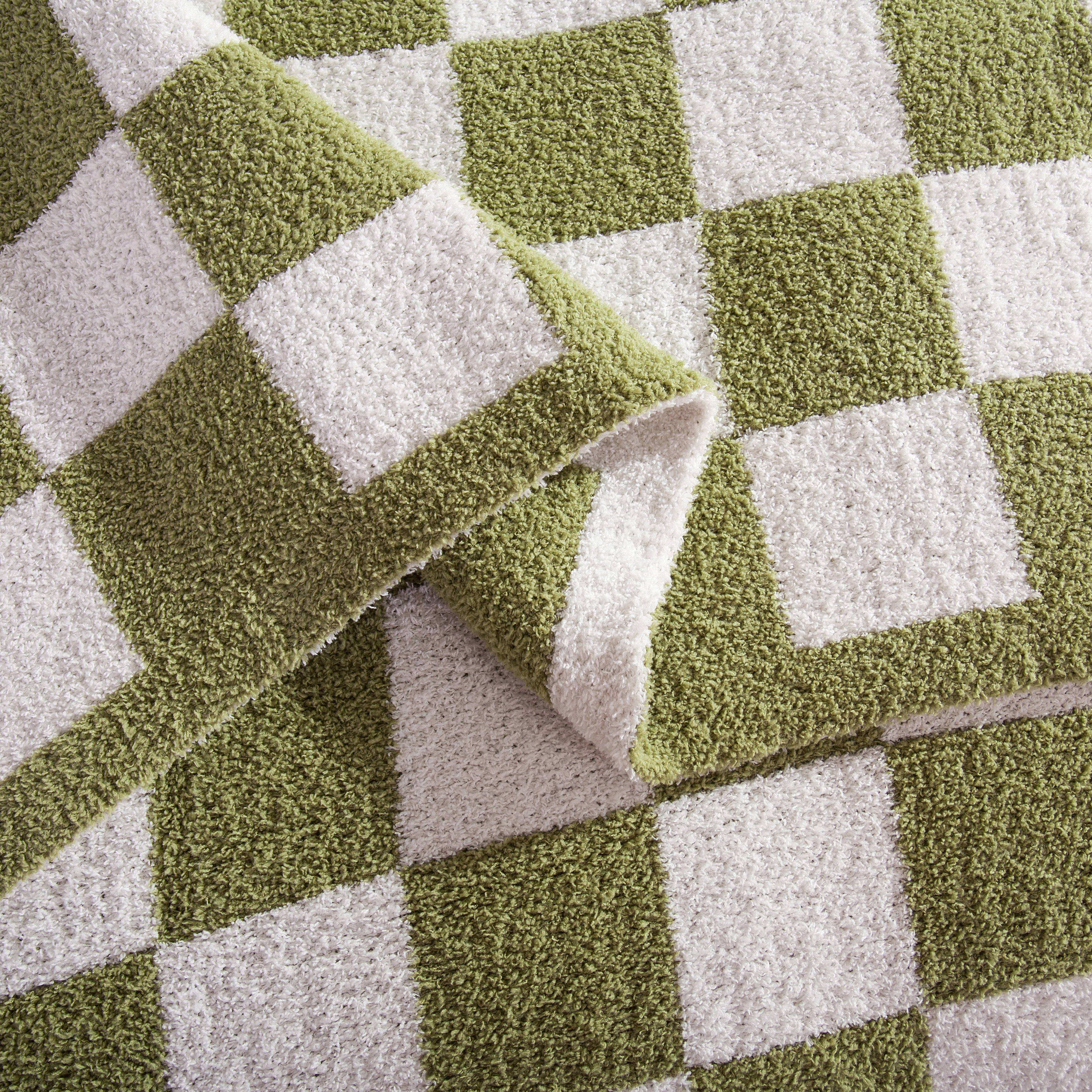 Everlaneas 50" x 70"  Ultra Soft Checkered Knitted Throw Blanket