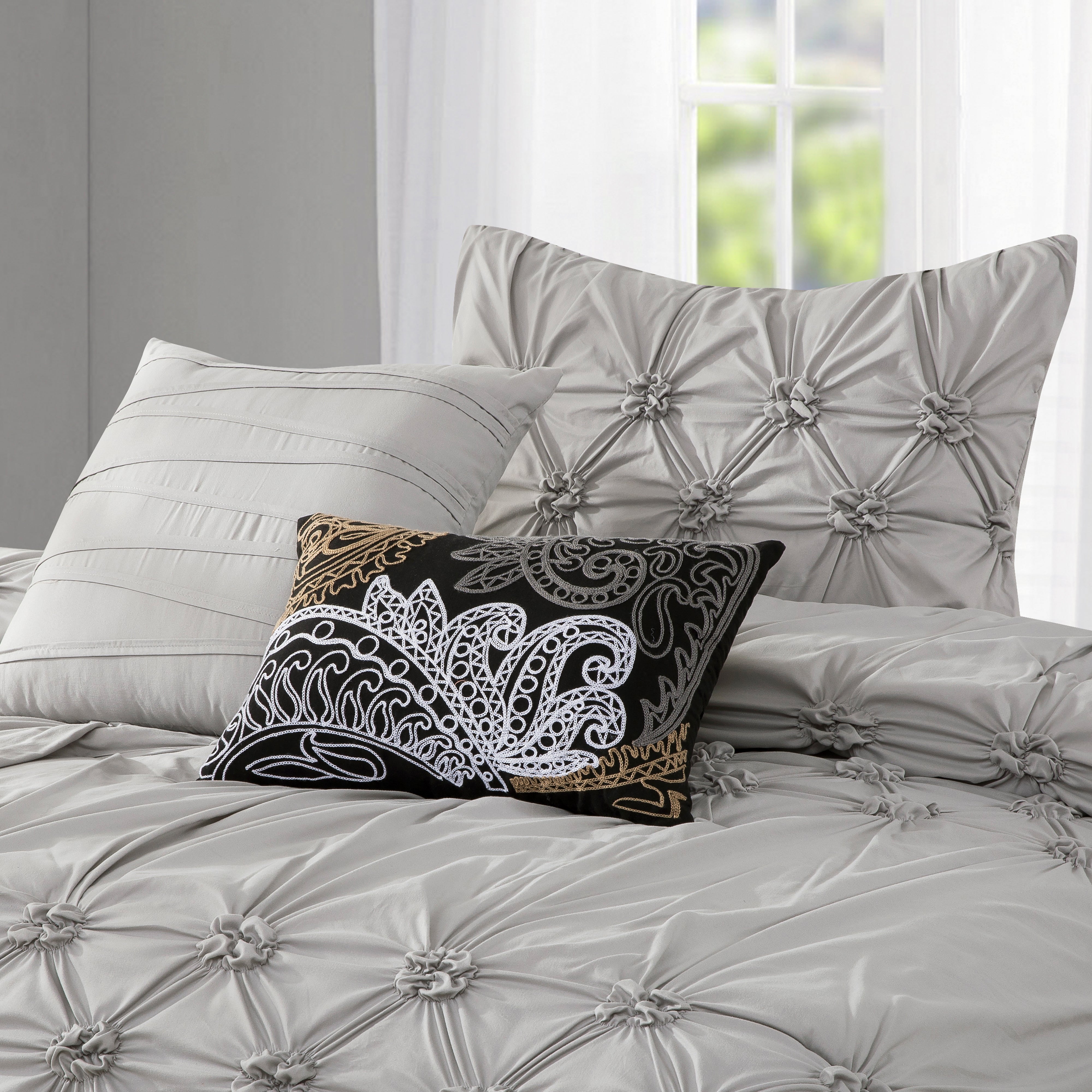 Everlaneas 12-Piece Ella Pleated Ruched Pintuck Comforter Set, Includes 6-Piece Sheet Set with Double Sided Storage Pockets