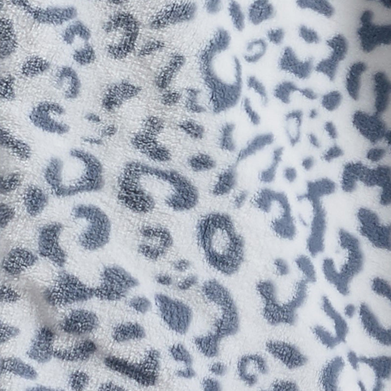 Everlaneas 50" x 70" Decorative Flannel Fleece Throw Blanket