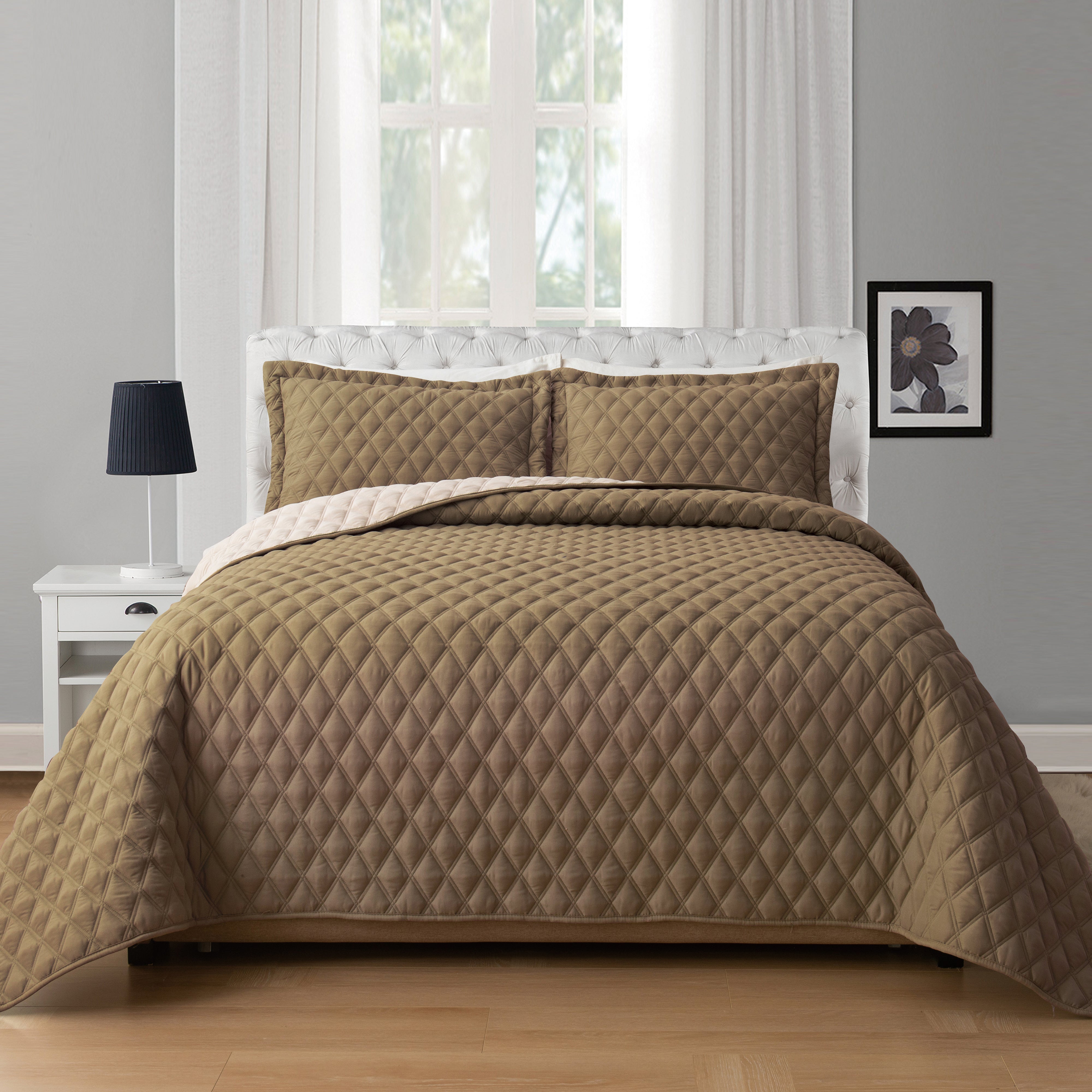 Everlaneas 3-Piece Diamond Quilted Reversible Bedspread Coverlet Set