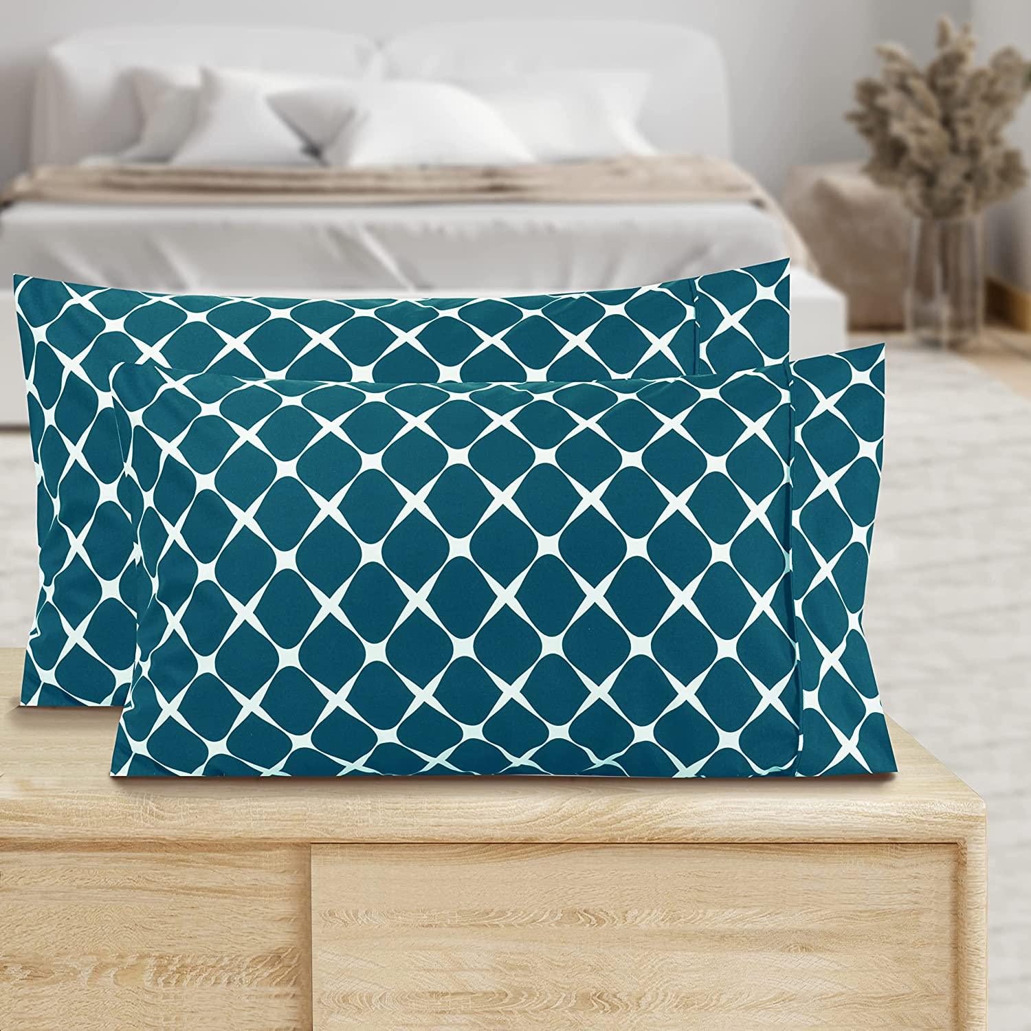 Everlaneas Set of 2 Bloomingdale Pattern - Pillowcases