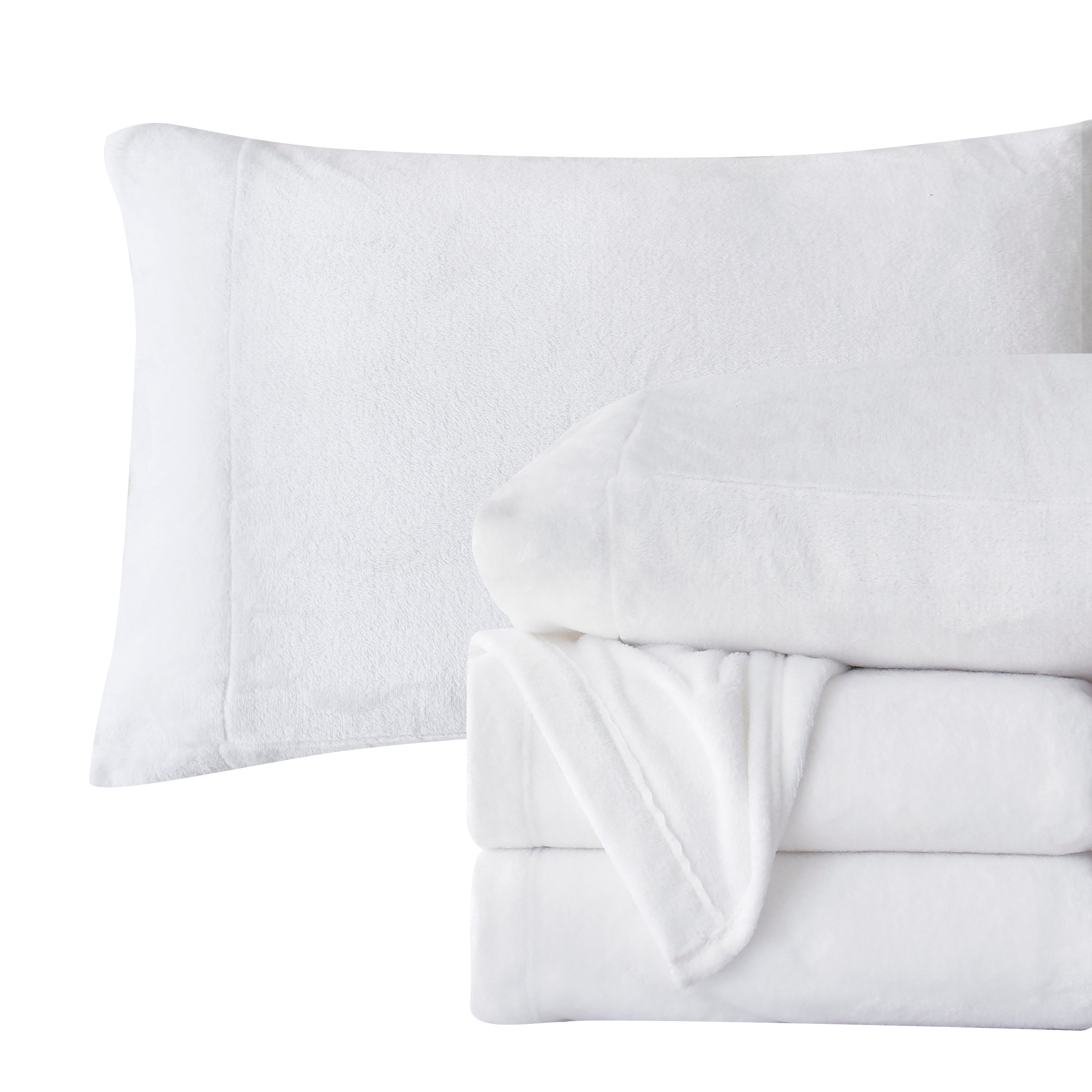 Everlaneas 4-Piece Velvet Plush Flannel Sheet Set