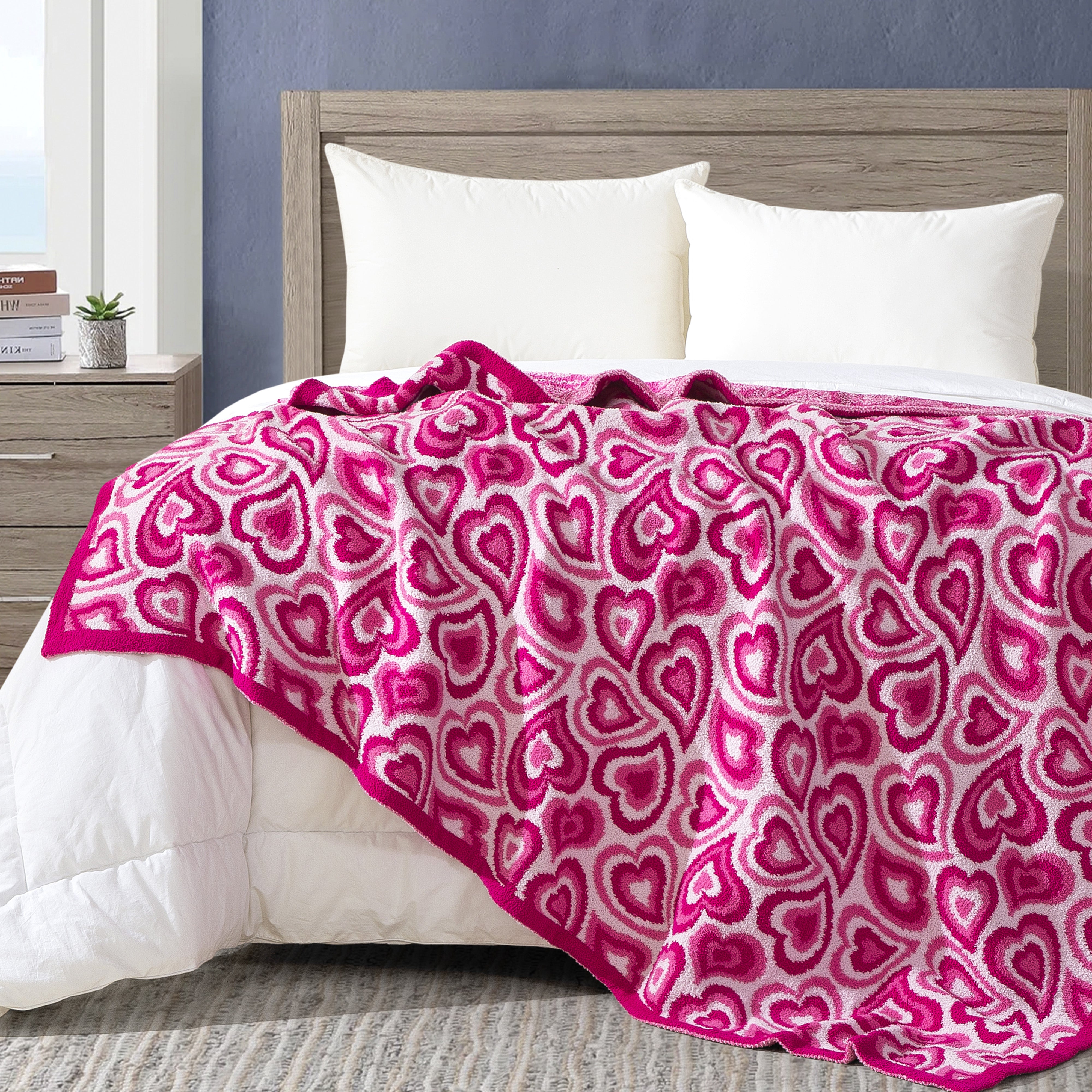 Everlaneas 50" x 70"  Ultra Soft Checkered Knitted Throw Blanket