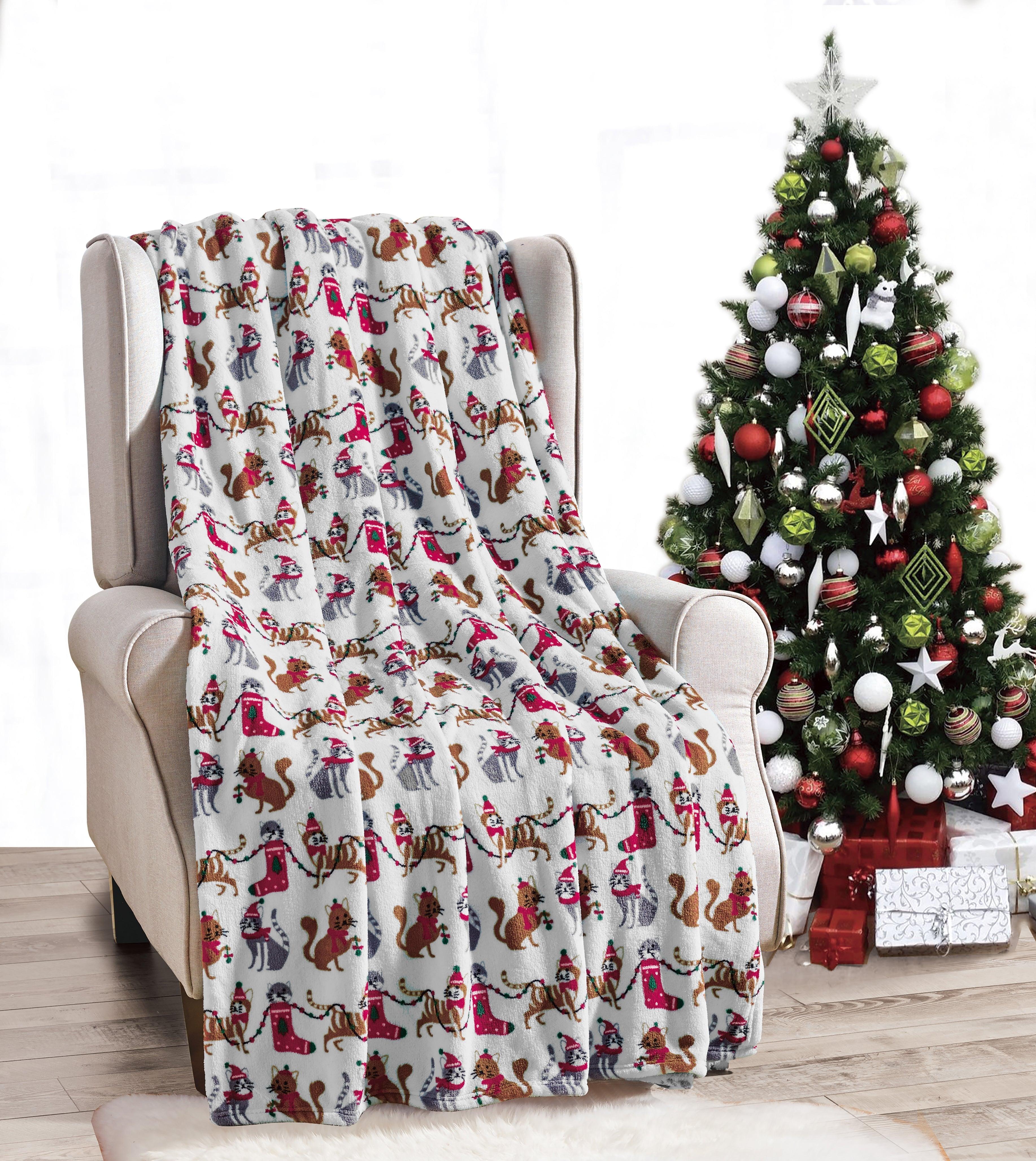 Everlaneas 50" x 60" Holiday Velvet Plush Blanket Throw - 50 x 60 inches